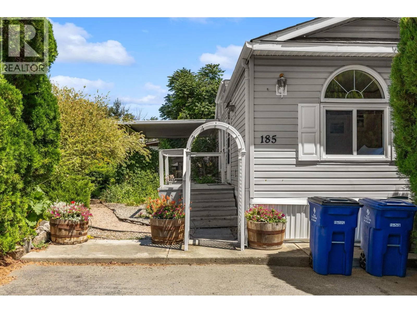 1880 Old Boucherie Road Unit# 185