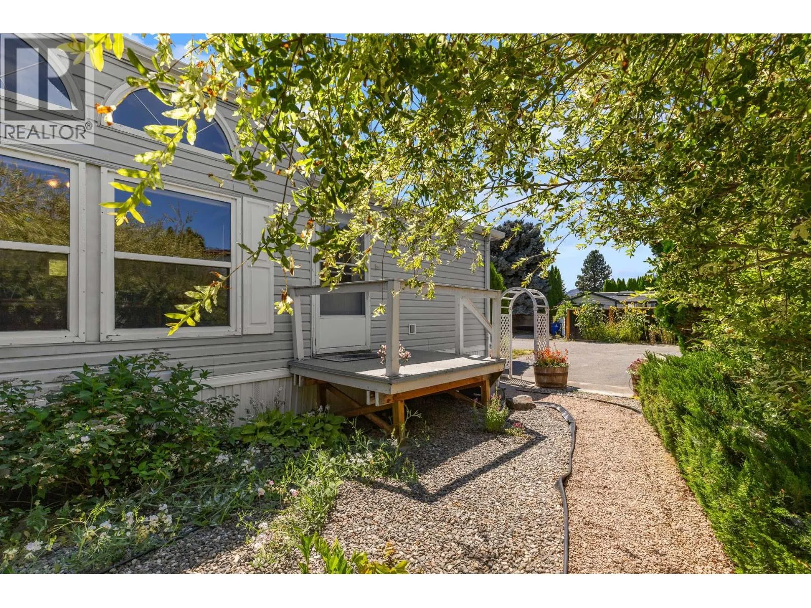 1880 Old Boucherie Road Unit# 185