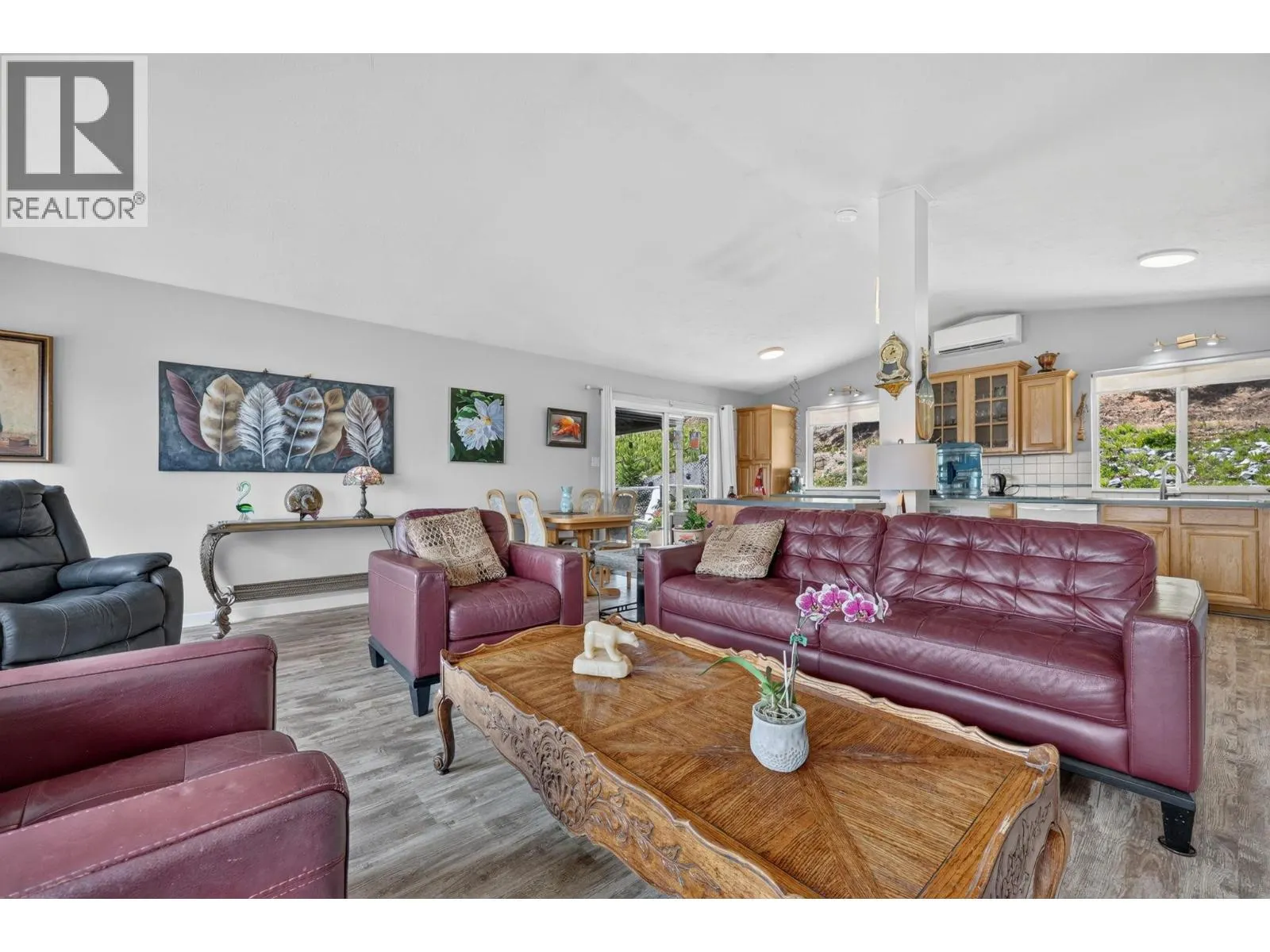 5868 MacGREGOR Road
