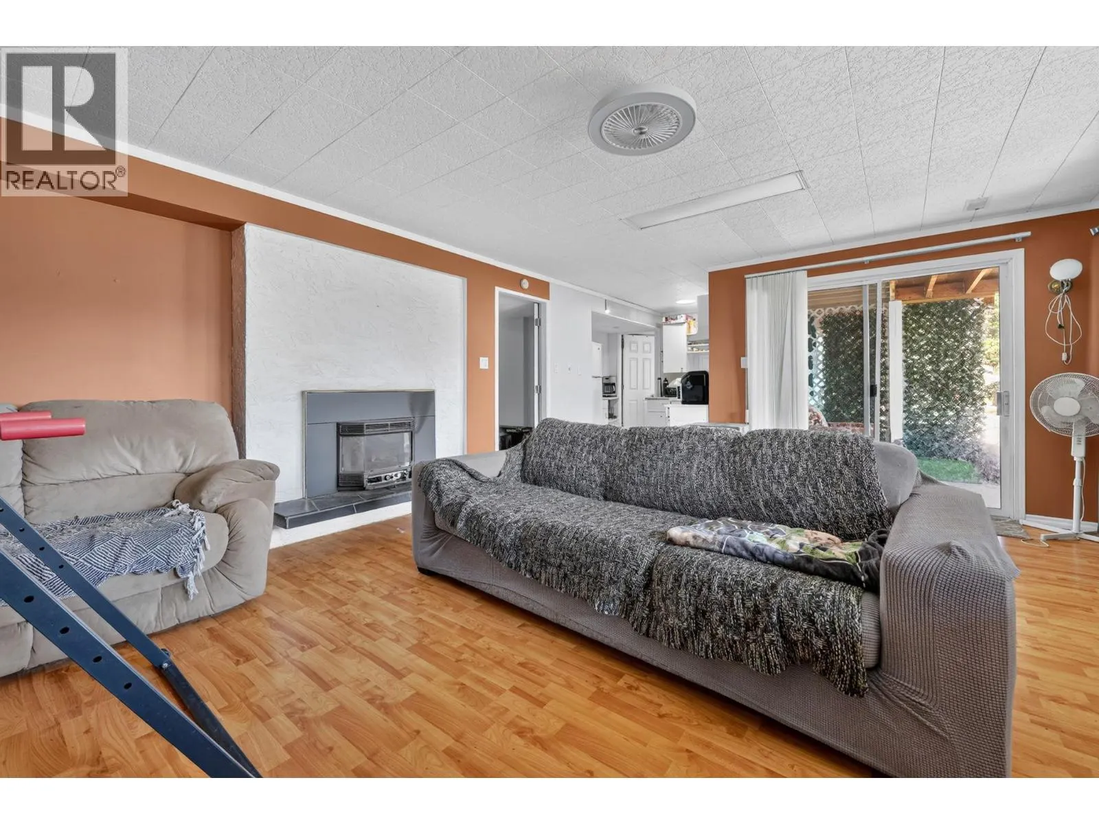 5868 MacGREGOR Road