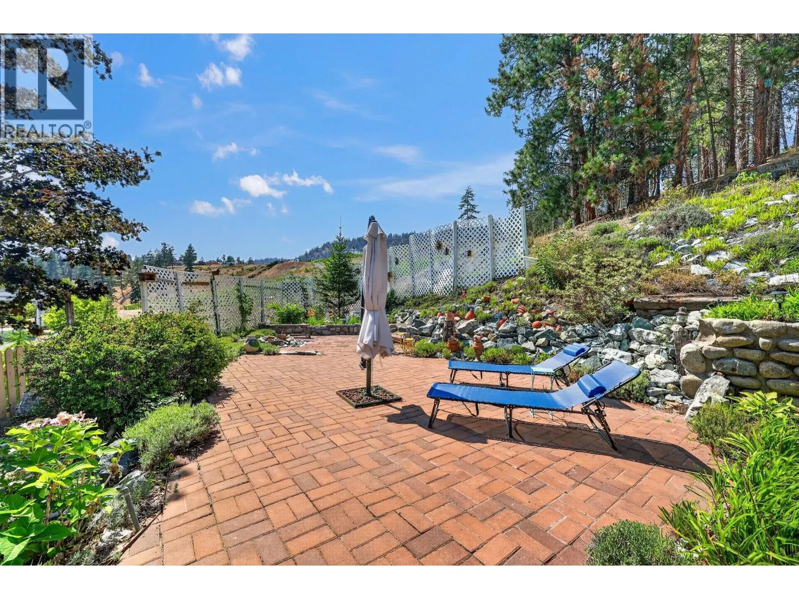 5868 MacGREGOR Road