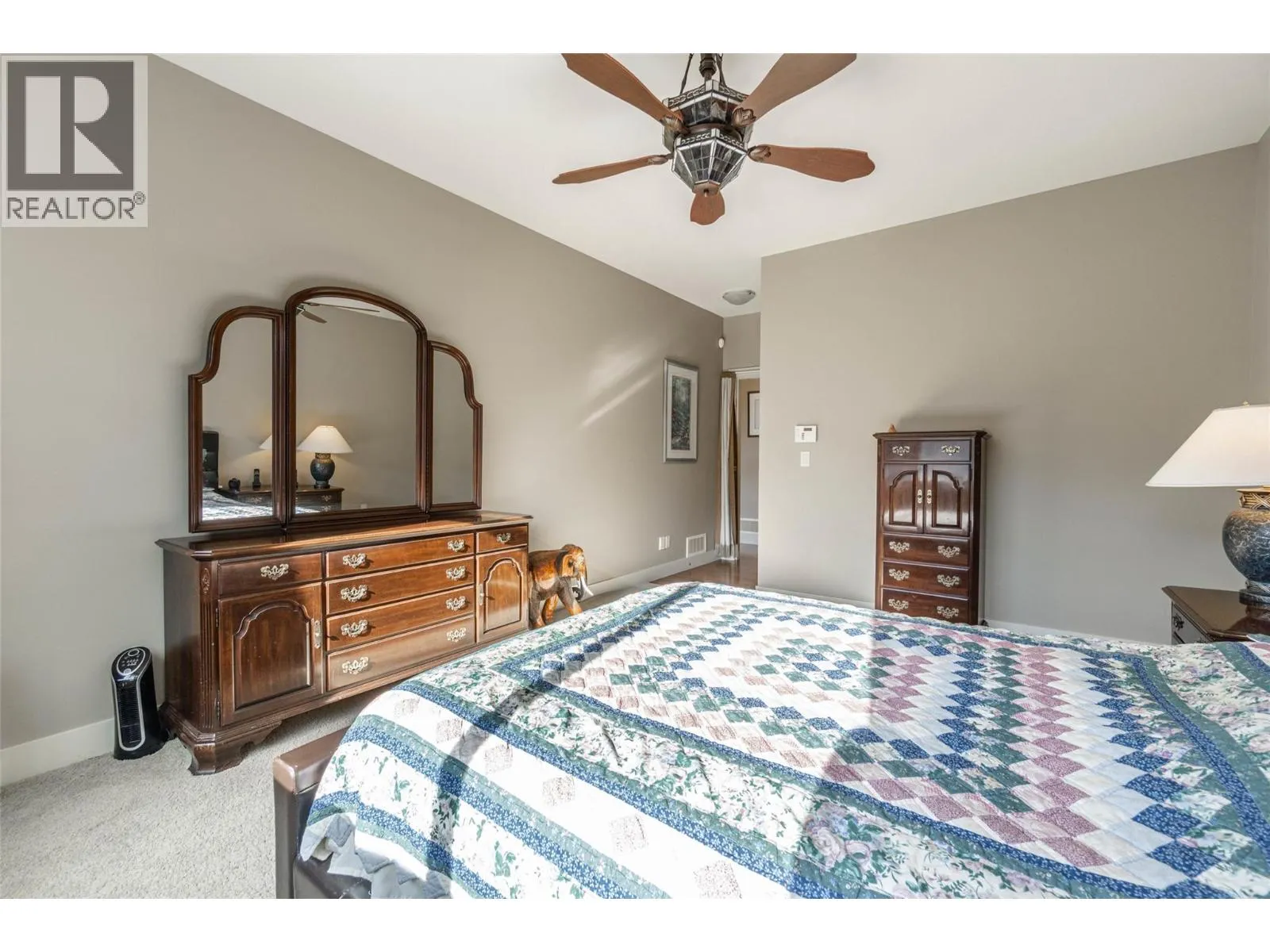 6833 MEADOWS Drive Unit# 28