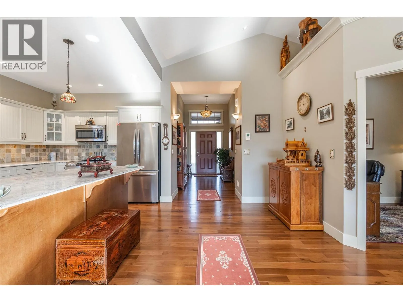6833 MEADOWS Drive Unit# 28