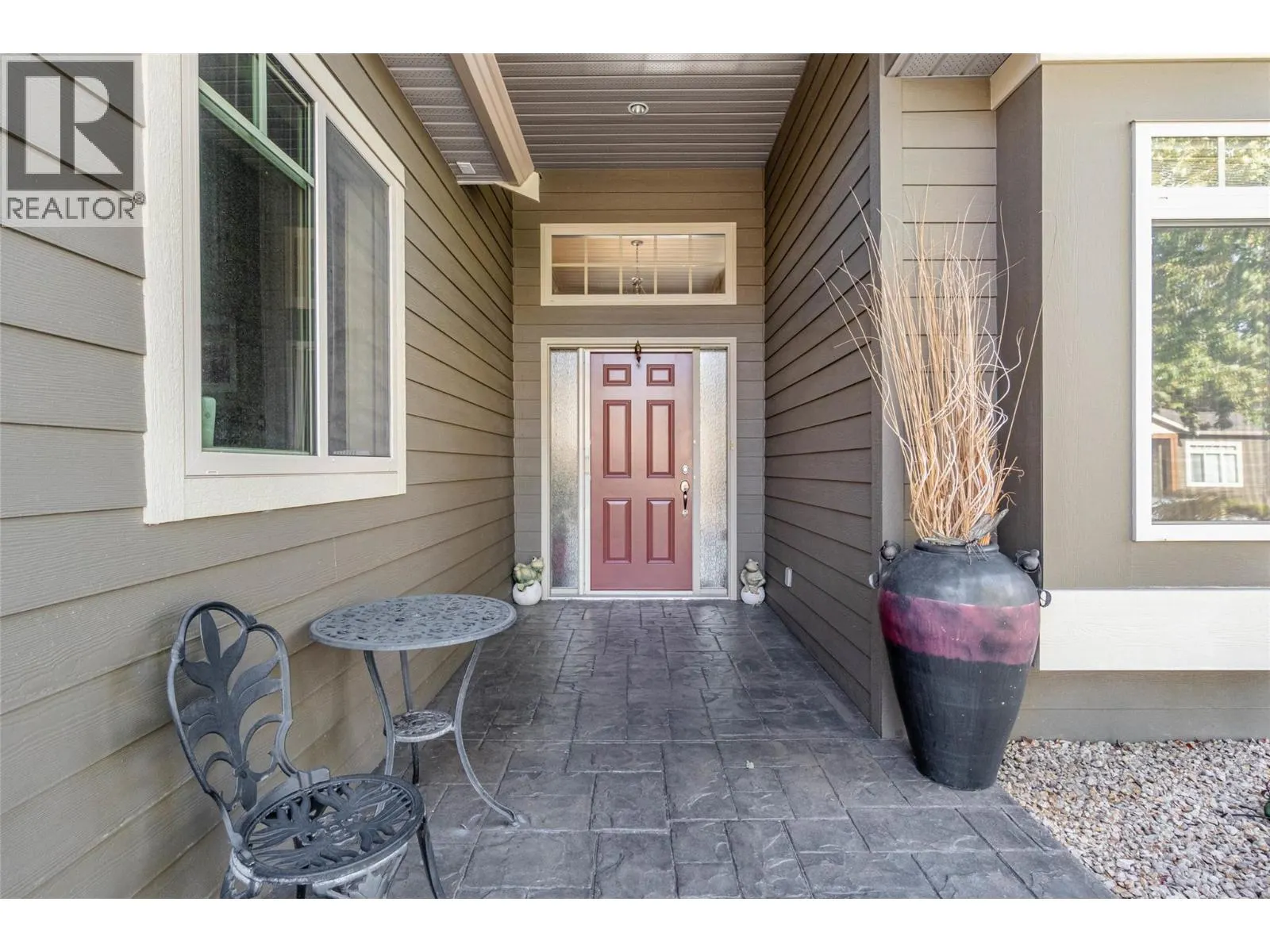 6833 MEADOWS Drive Unit# 28