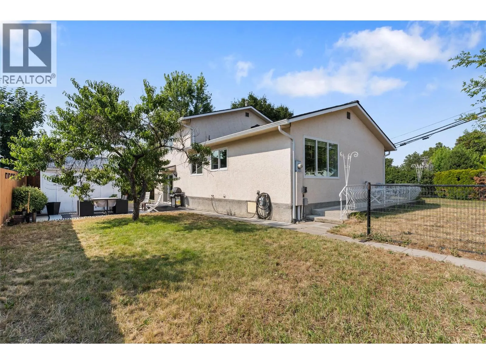 4201 Lakeshore Road