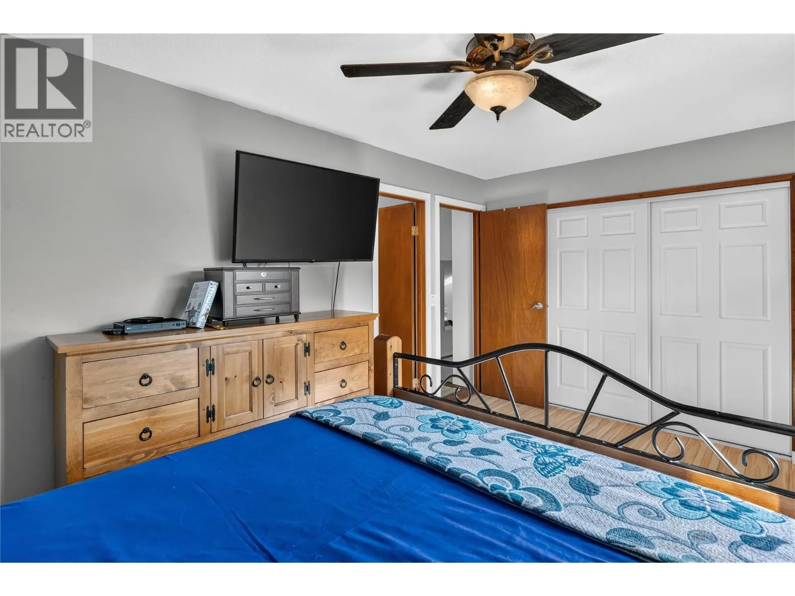 4201 Lakeshore Road