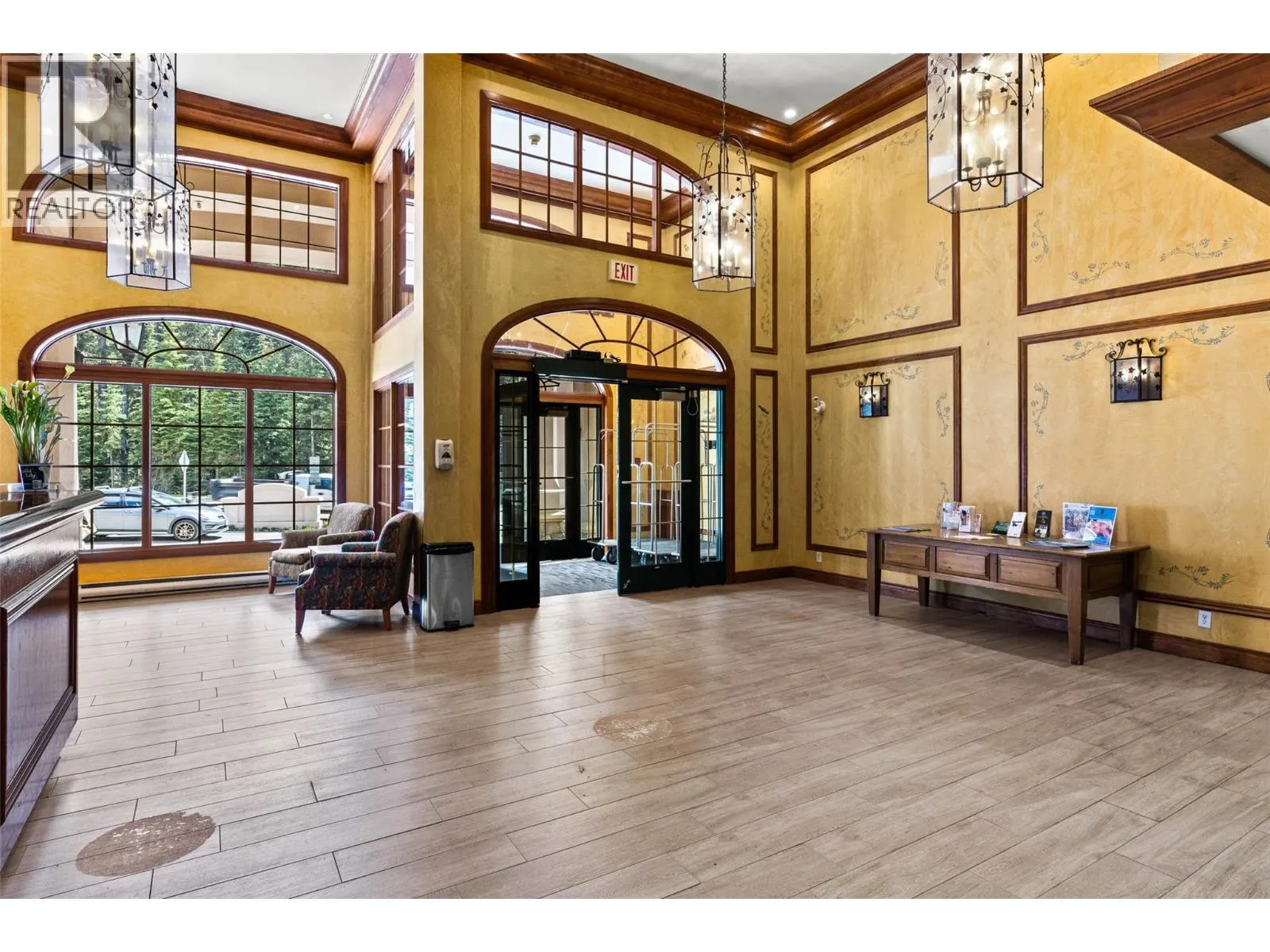 3170 Creekside Way Unit# 323