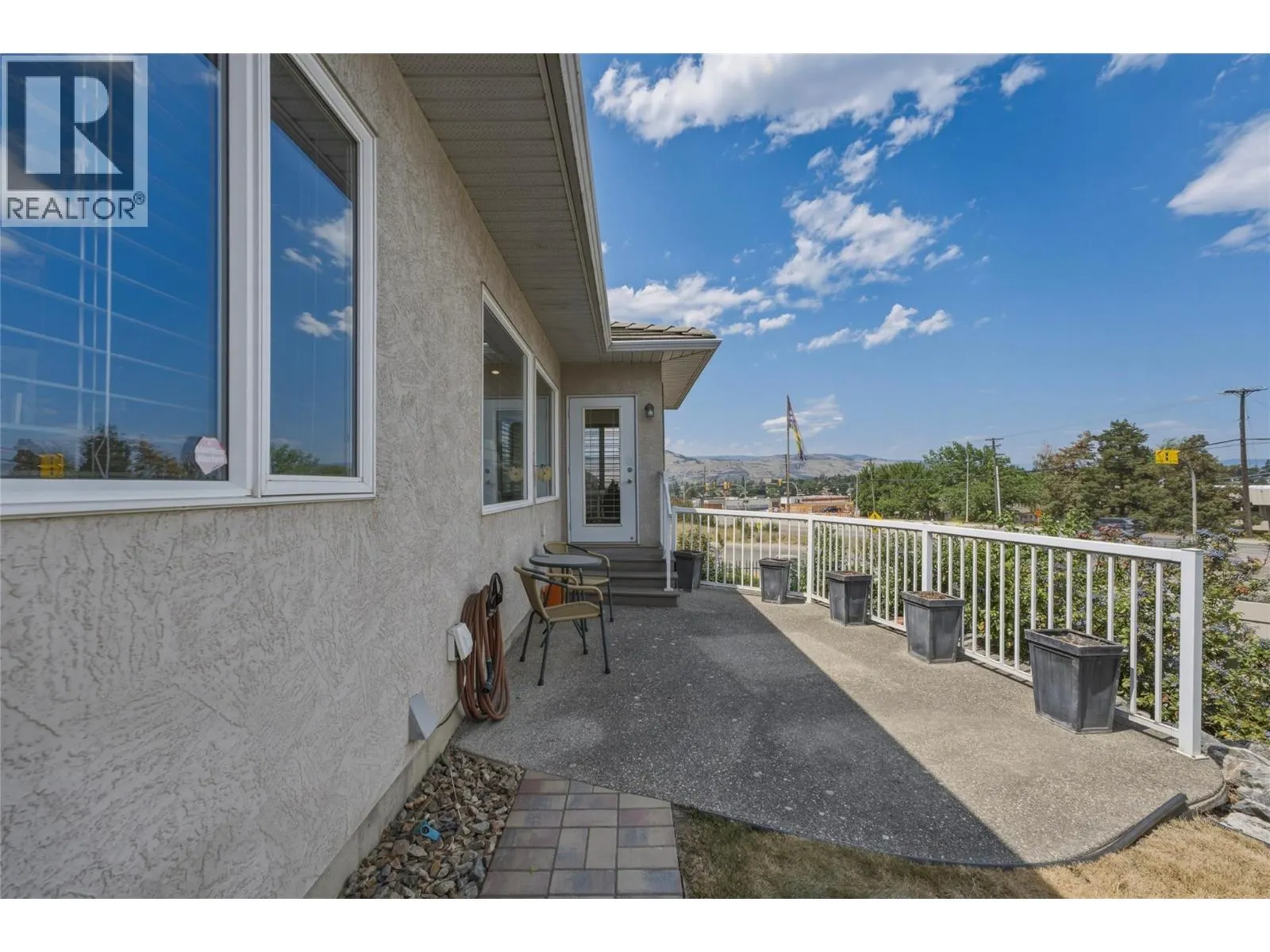 124 Sarsons Road Unit# 11