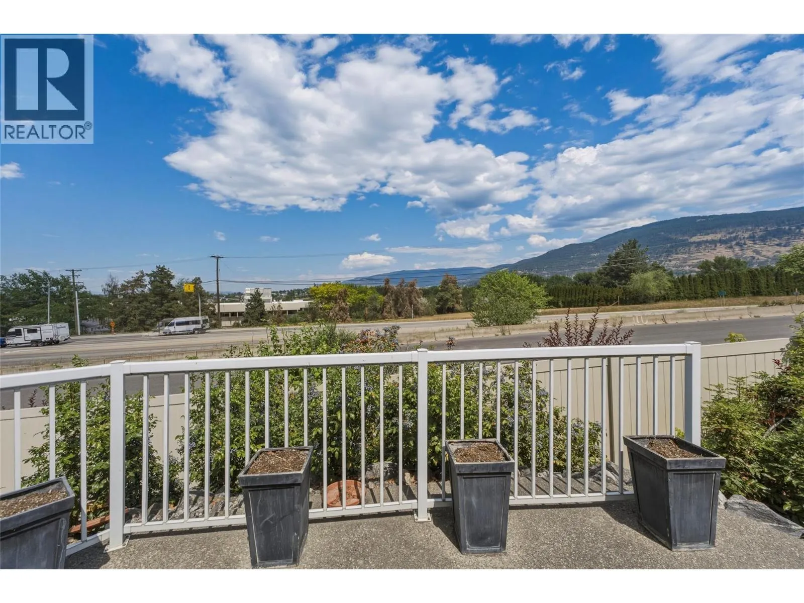 124 Sarsons Road Unit# 11