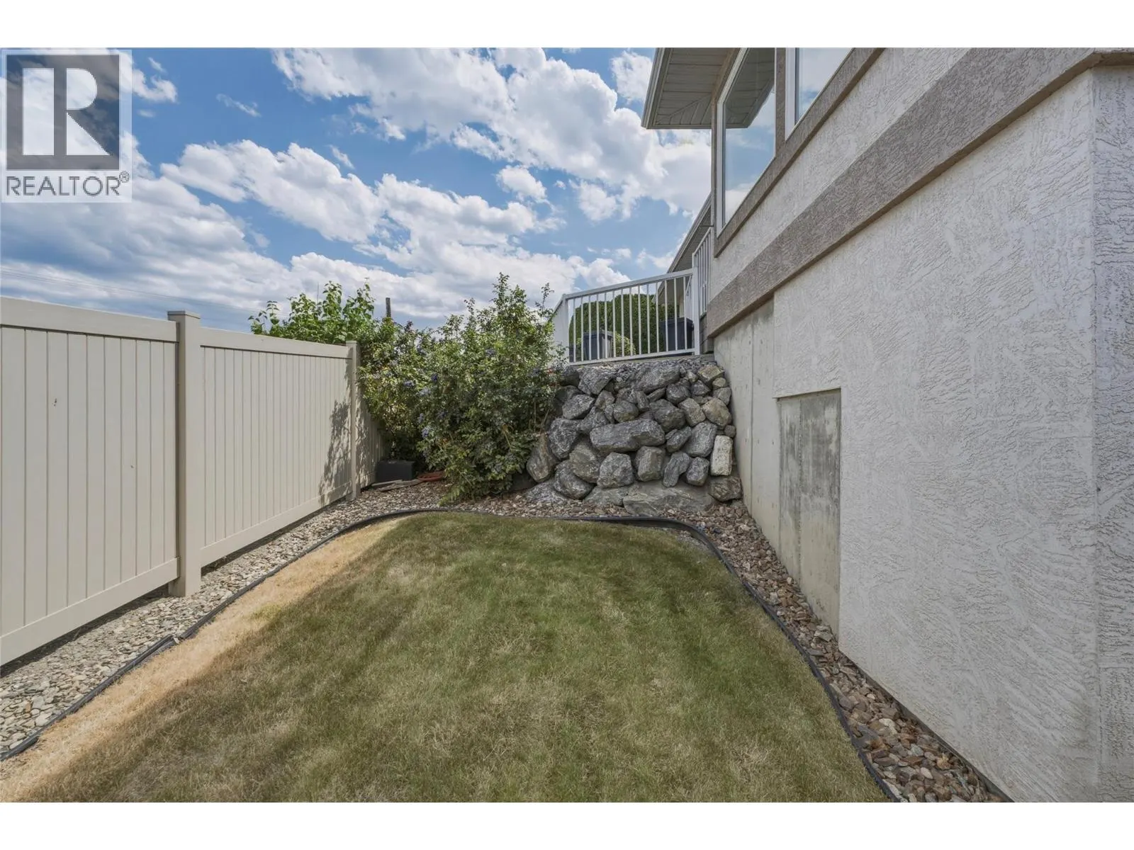 124 Sarsons Road Unit# 11