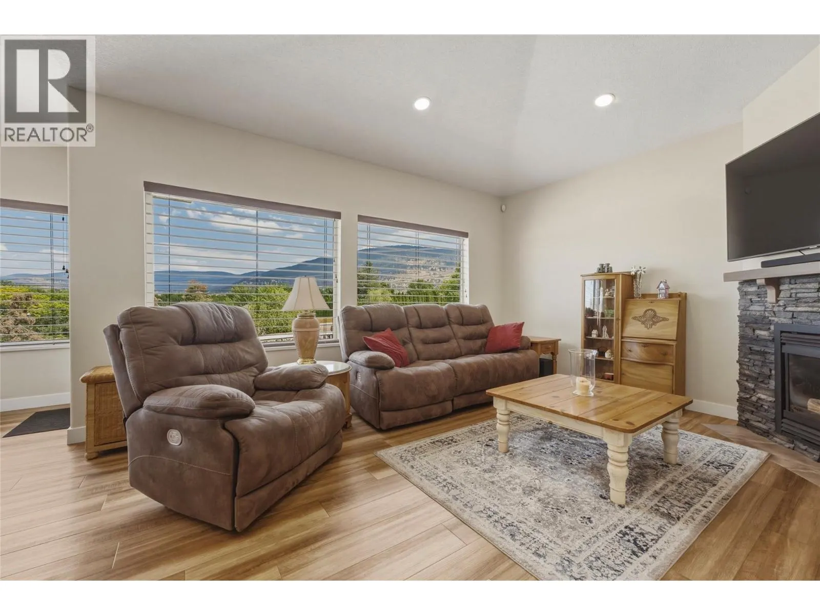 124 Sarsons Road Unit# 11