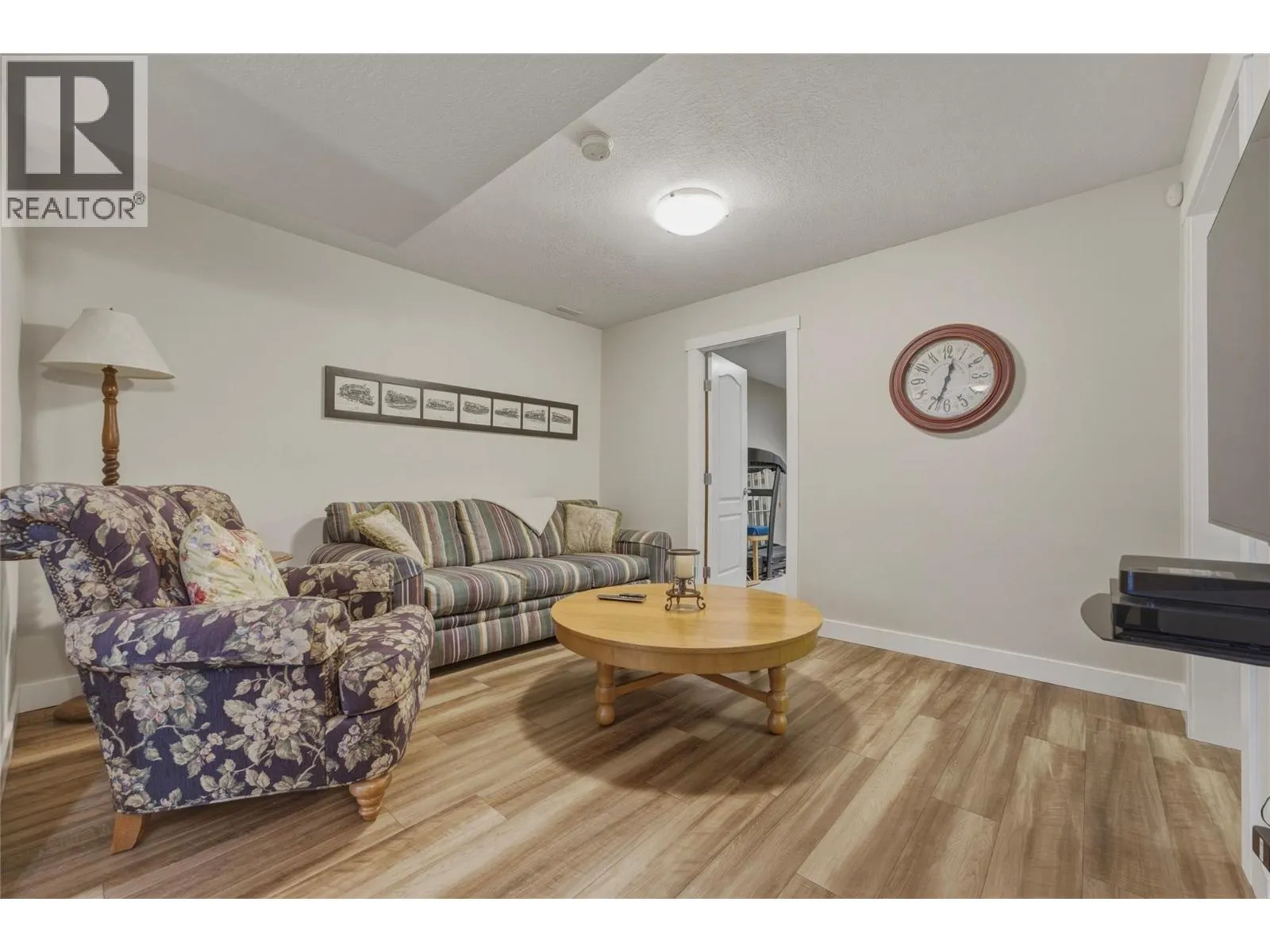 124 Sarsons Road Unit# 11