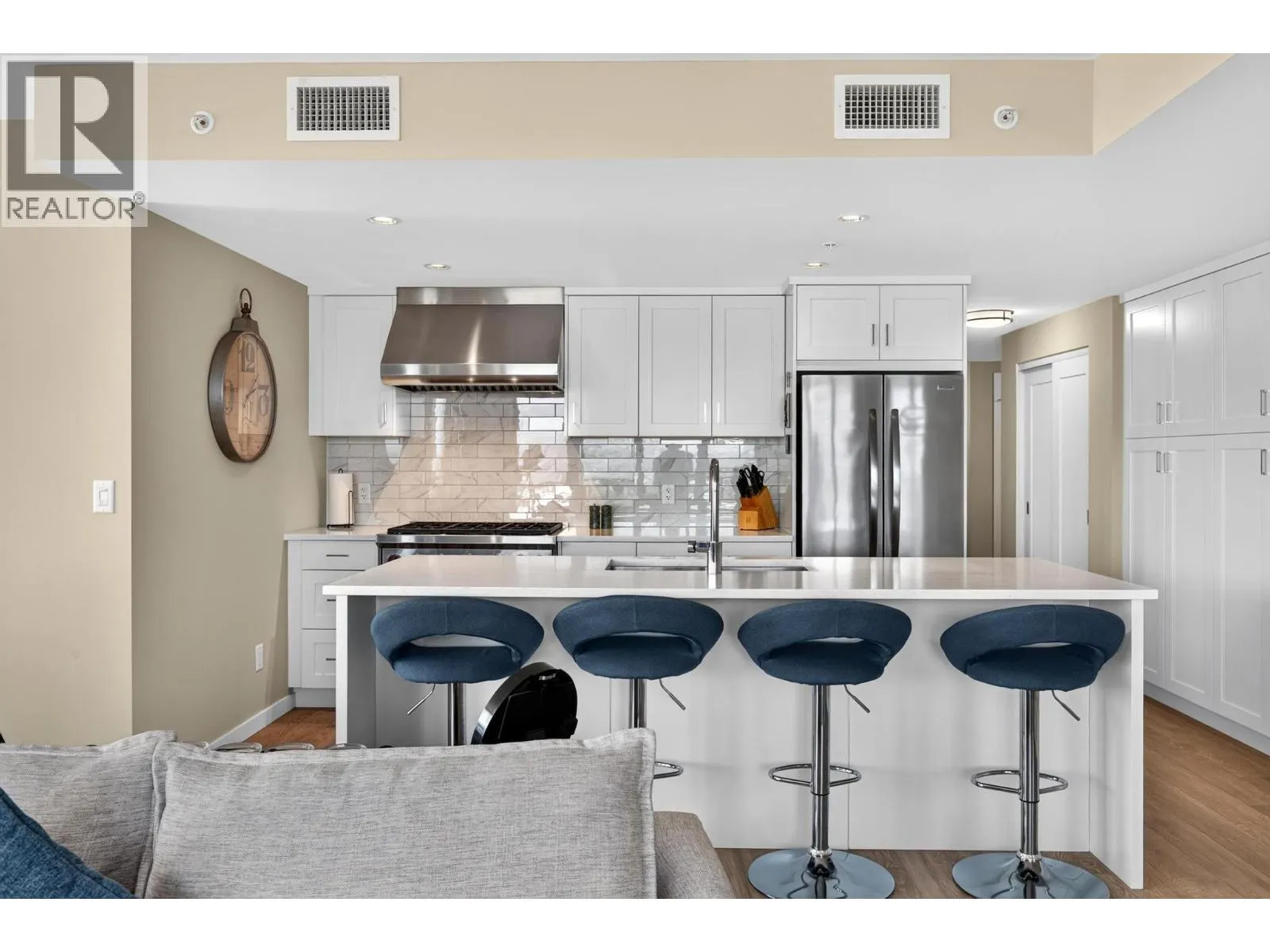 485 Groves Avenue Unit# 1102