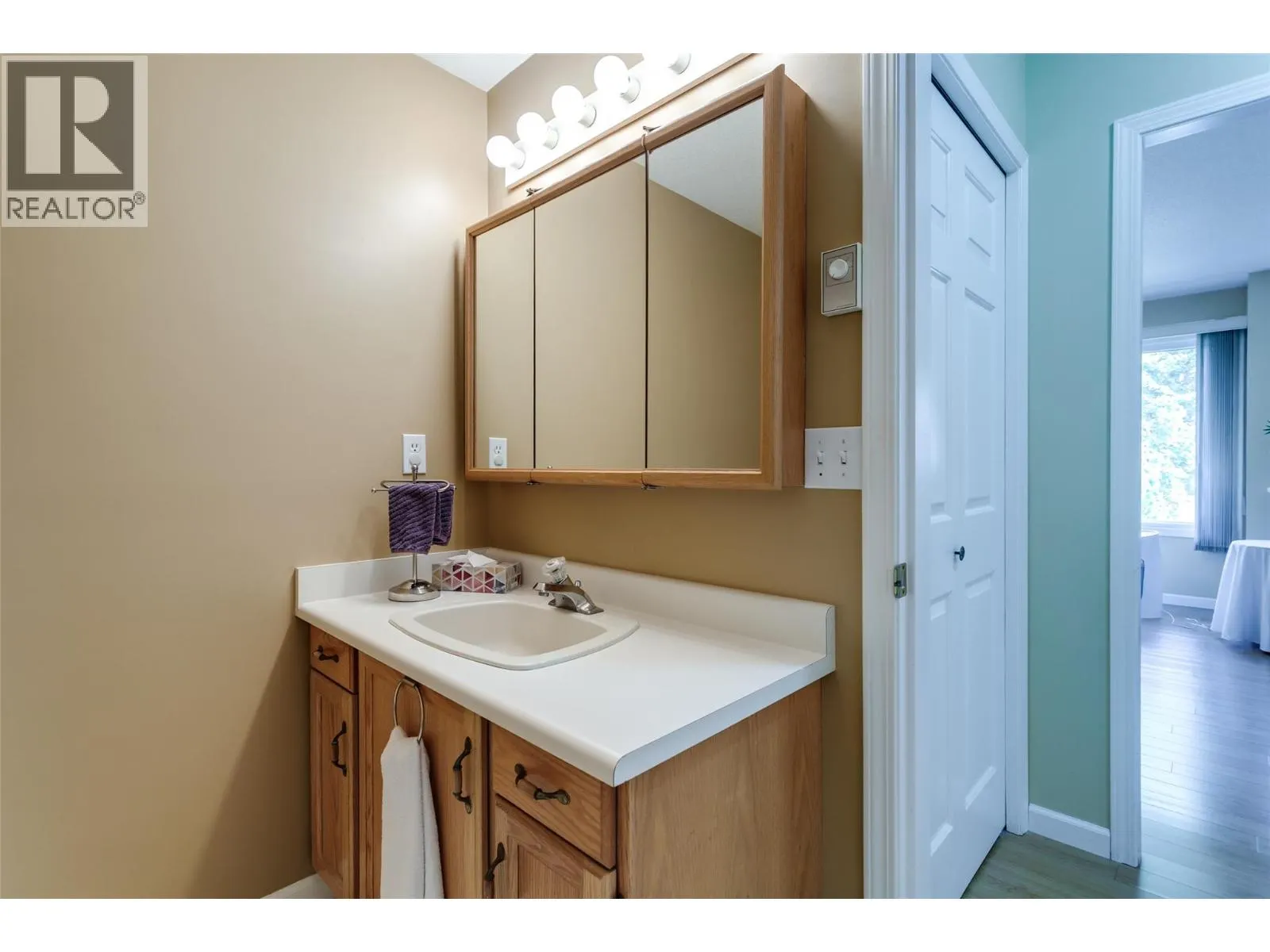 945 Lawrence Avenue Unit# 107