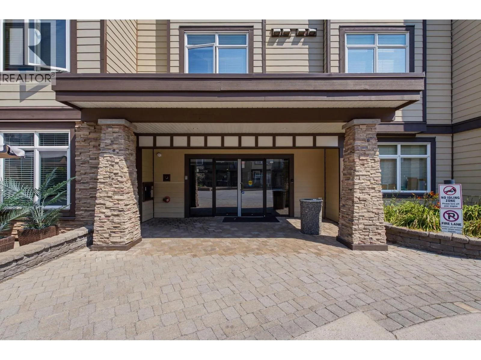 3833 Brown Road Unit# 1402