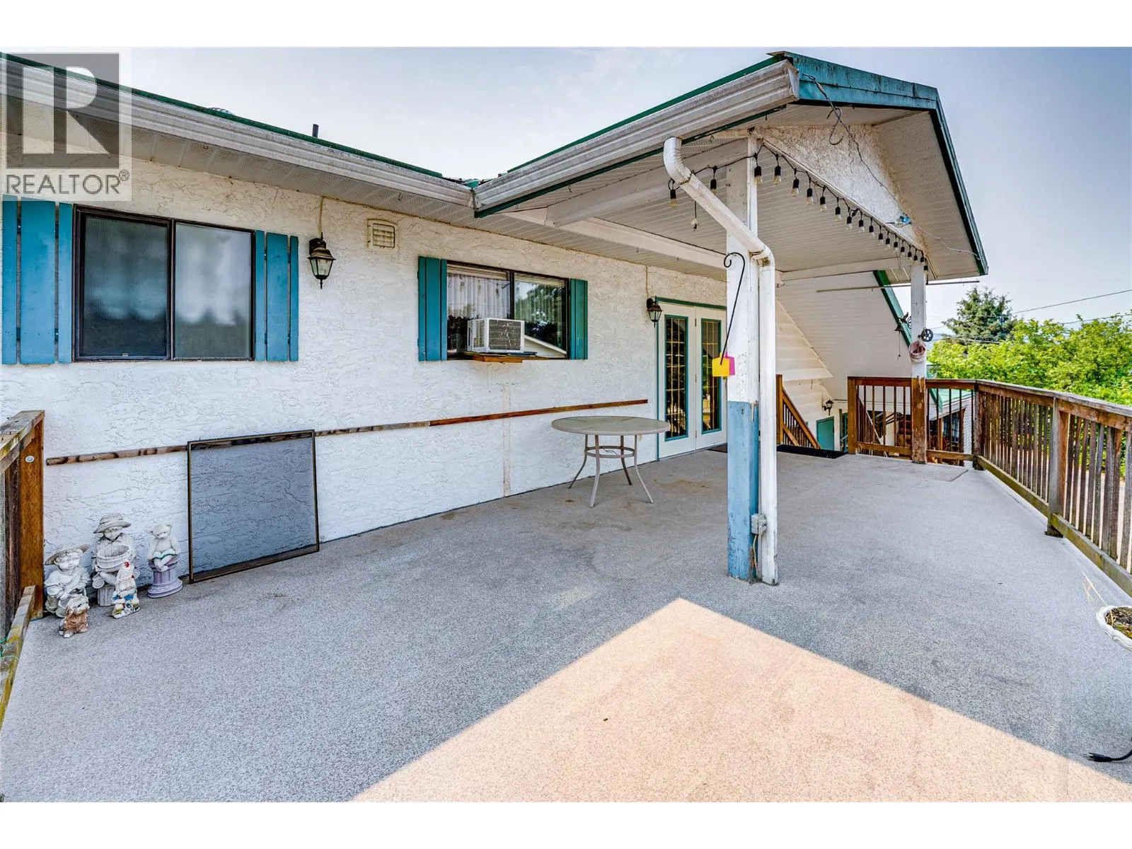 3472 Lockhart Crescent