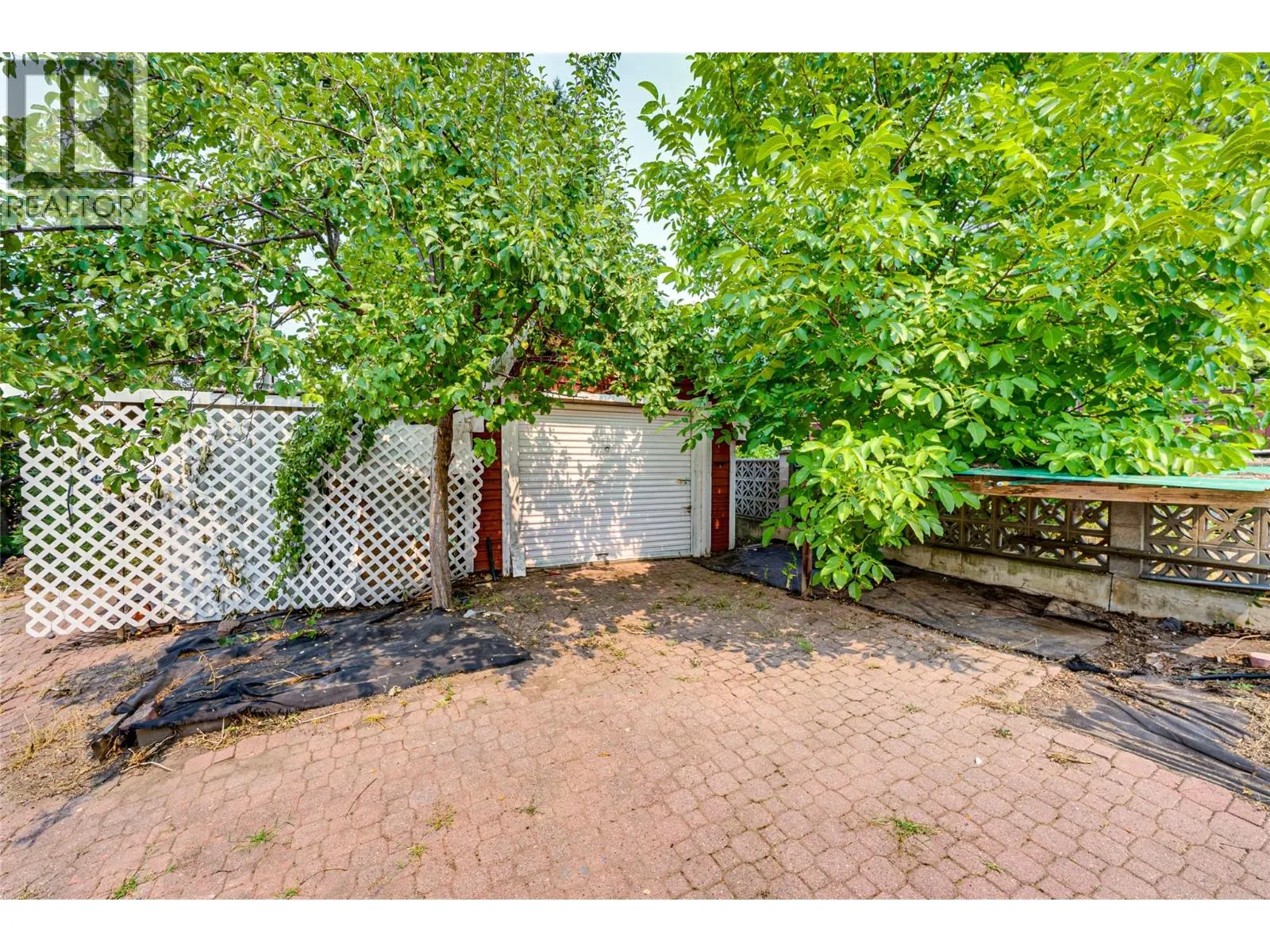 3472 Lockhart Crescent