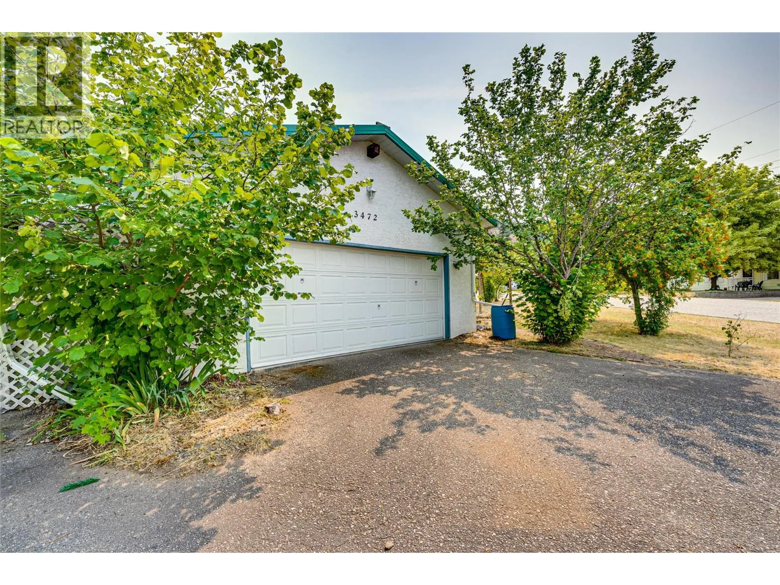 3472 Lockhart Crescent