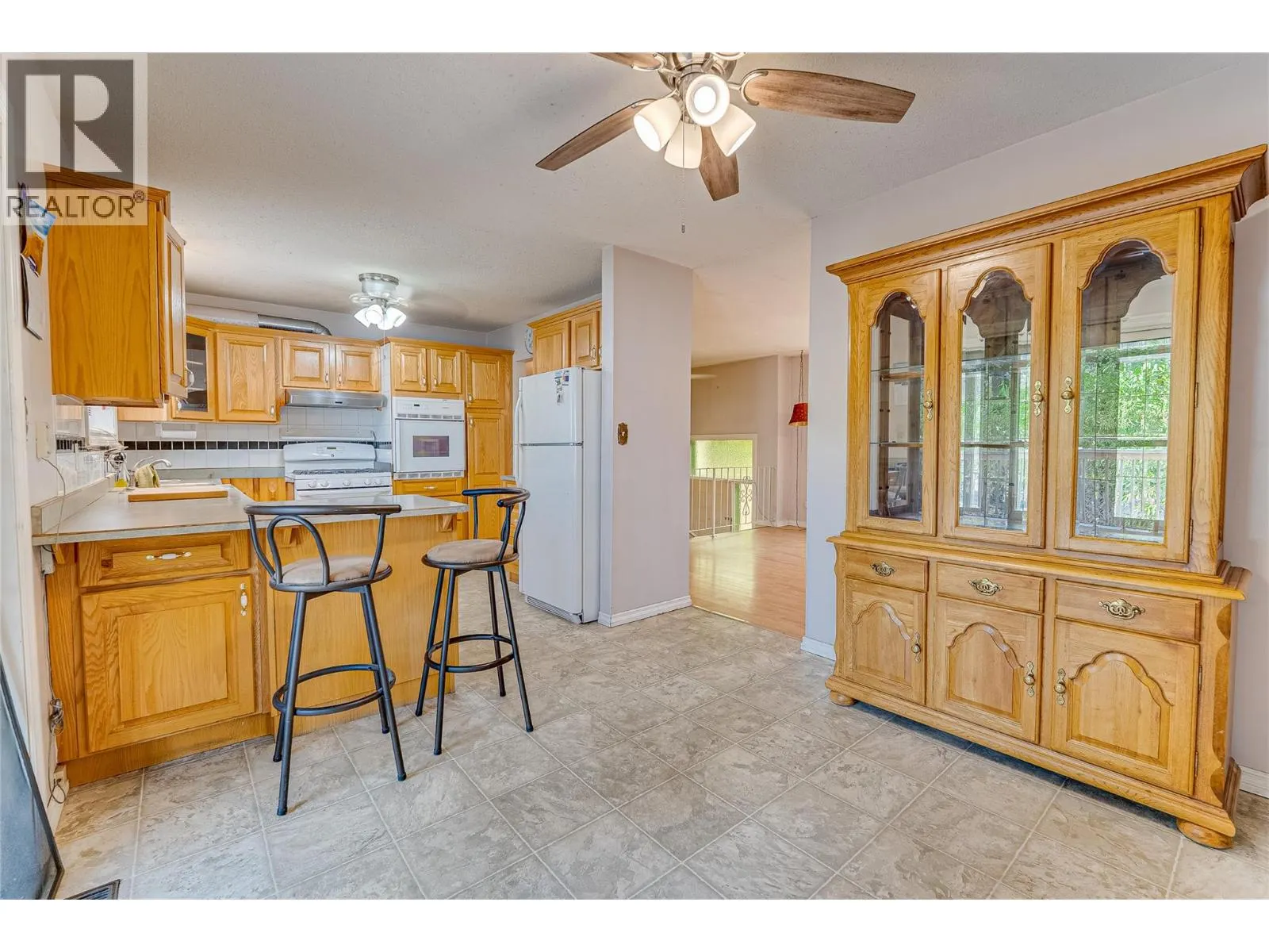 3472 Lockhart Crescent