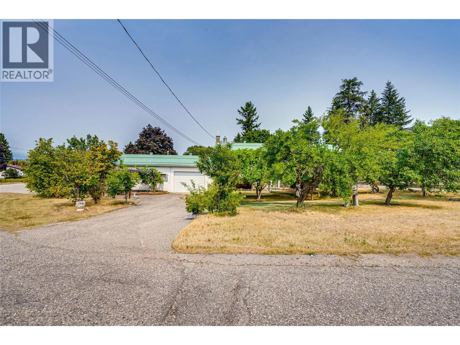 3472 Lockhart Crescent