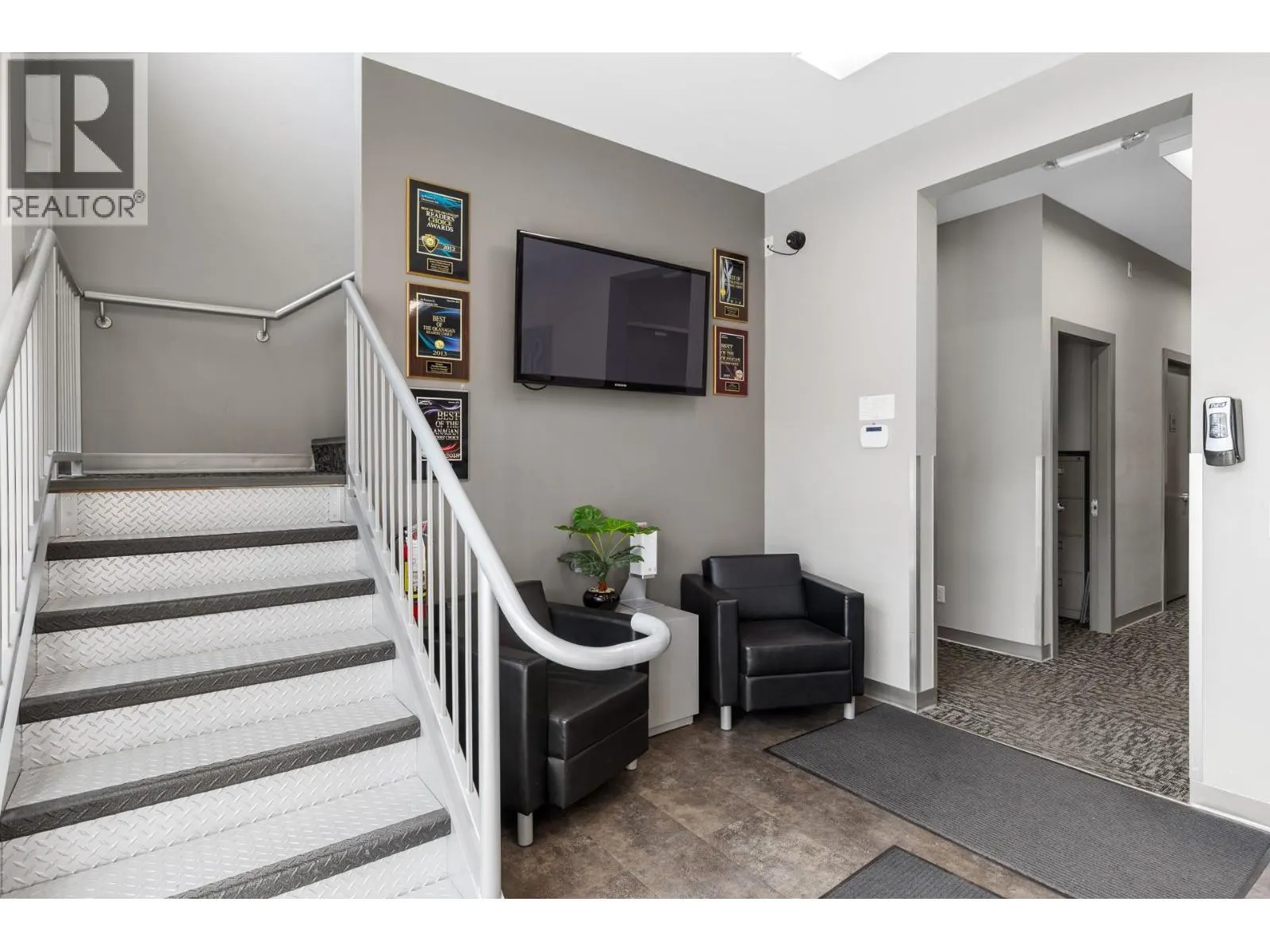 1025 Trench Place Unit# 101&102