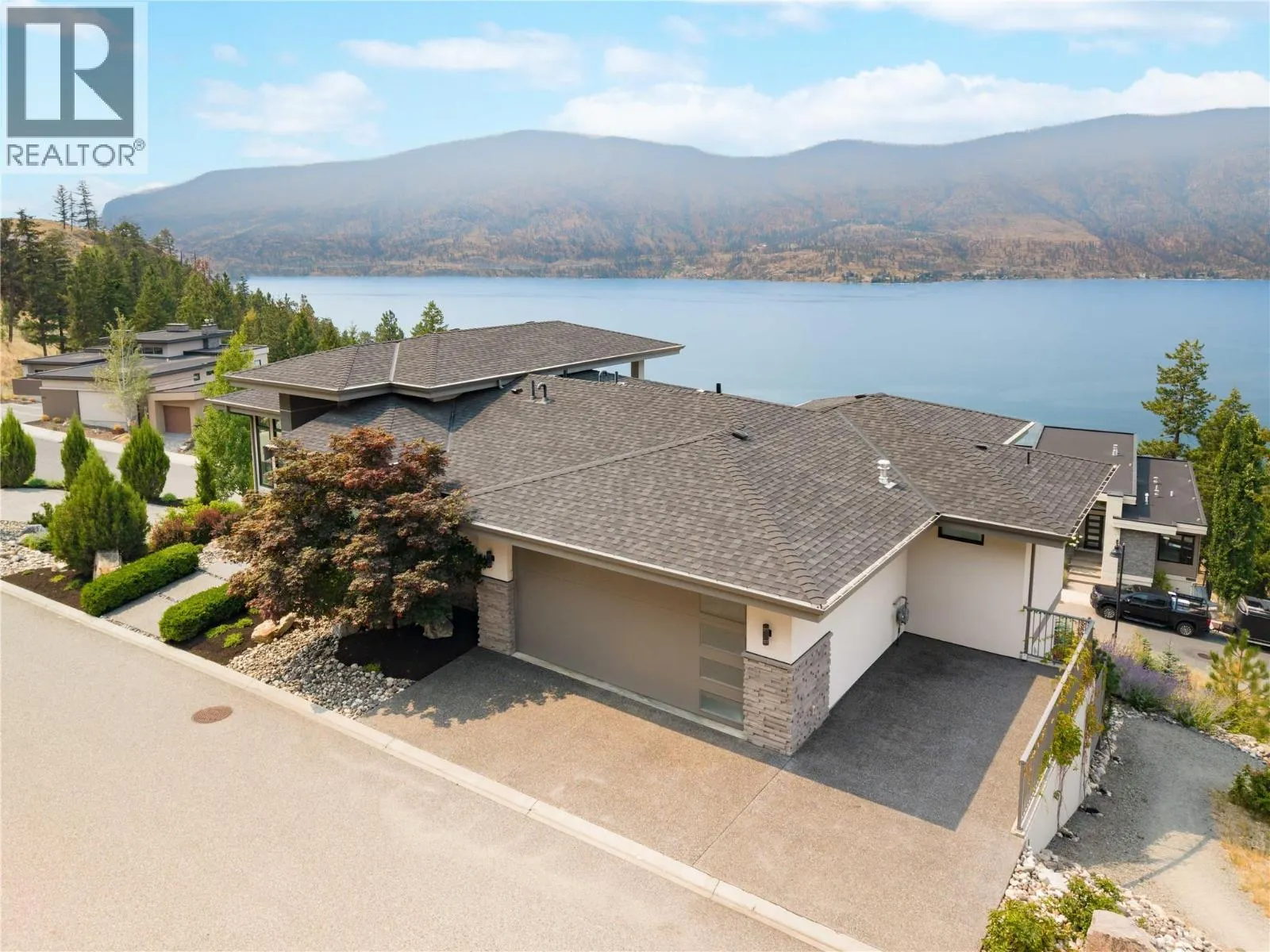 3320 Acacia Lane