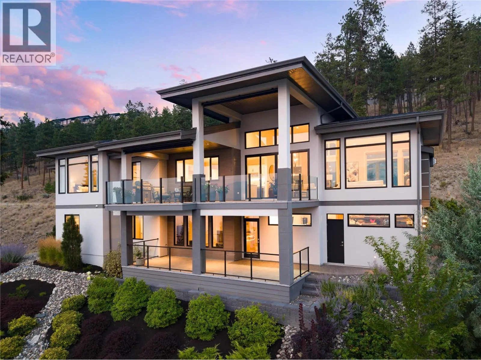 3320 Acacia Lane