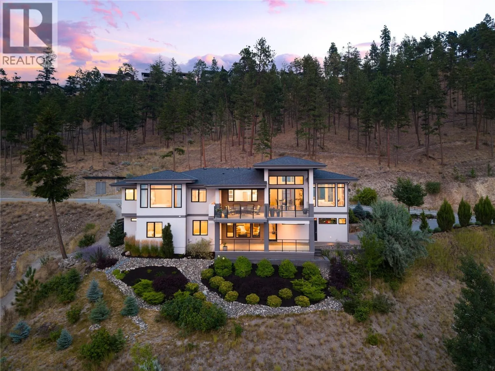 3320 Acacia Lane