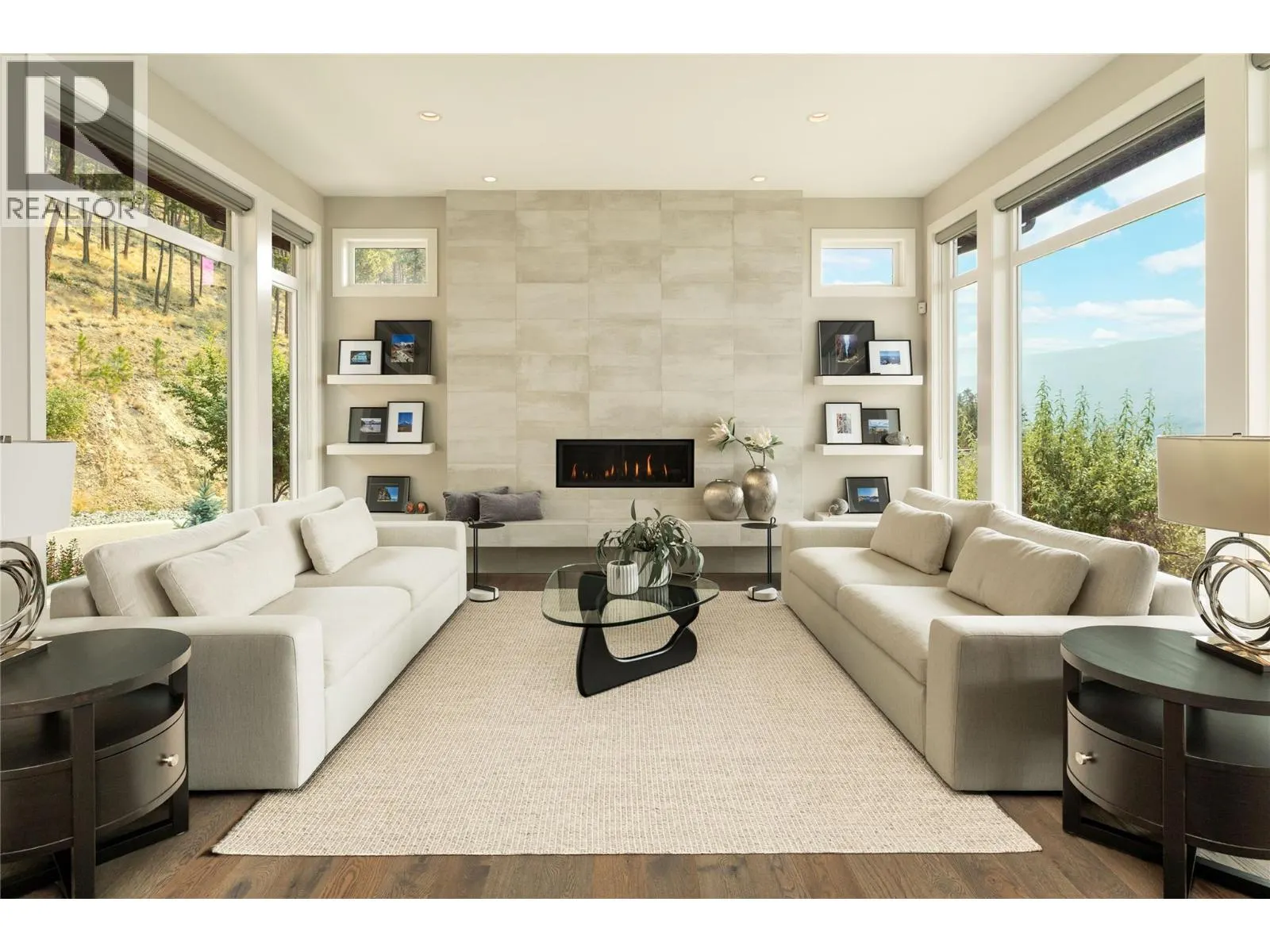 3320 Acacia Lane