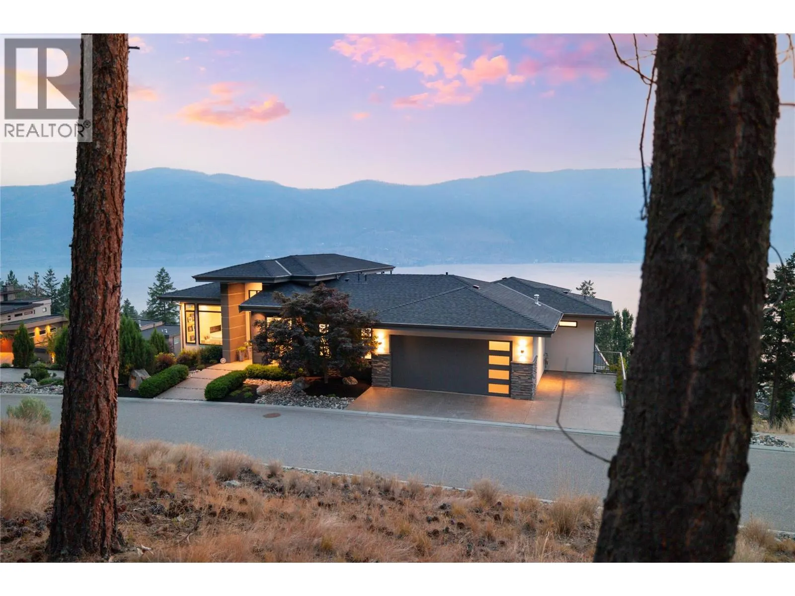 3320 Acacia Lane