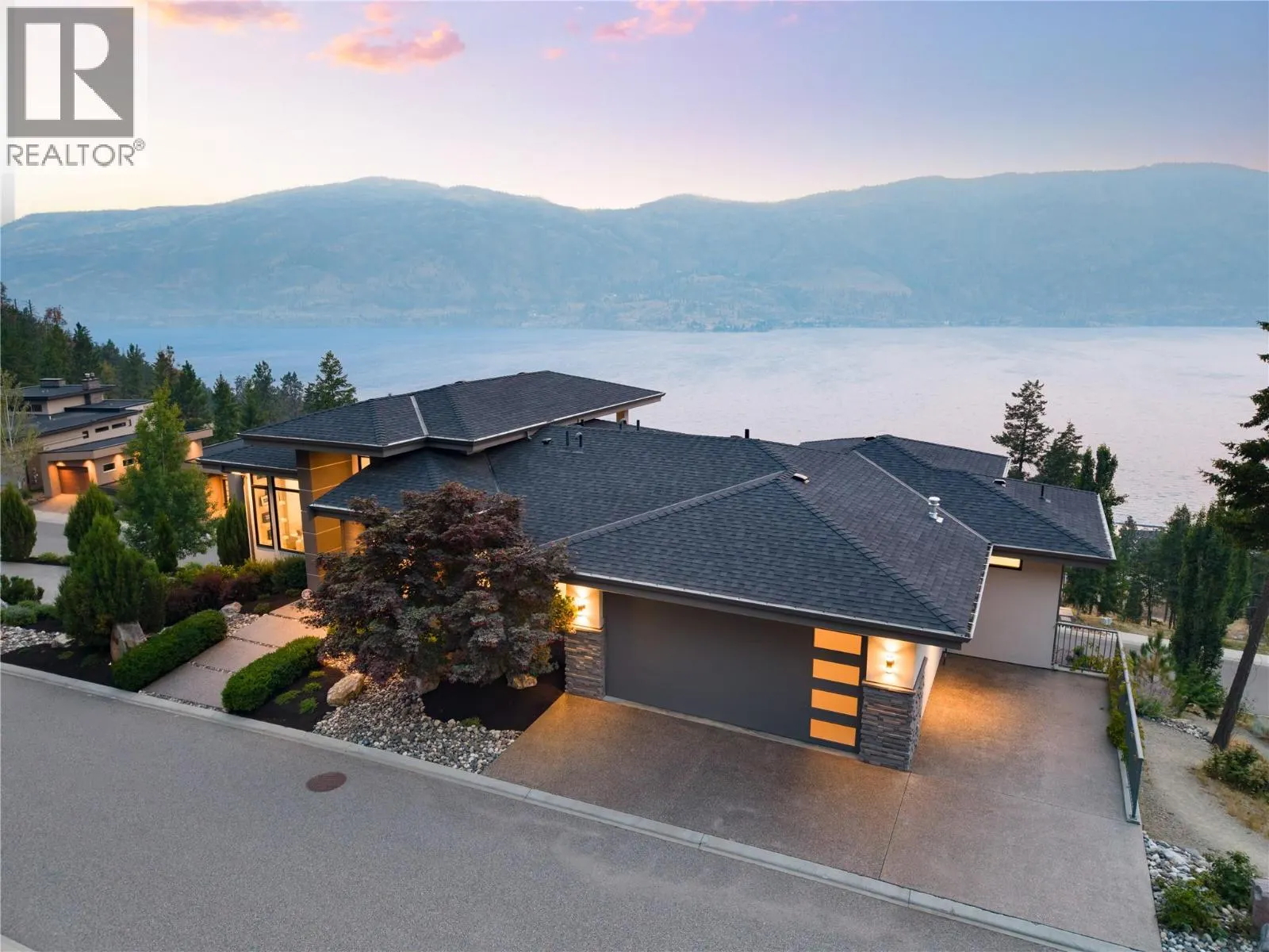 3320 Acacia Lane