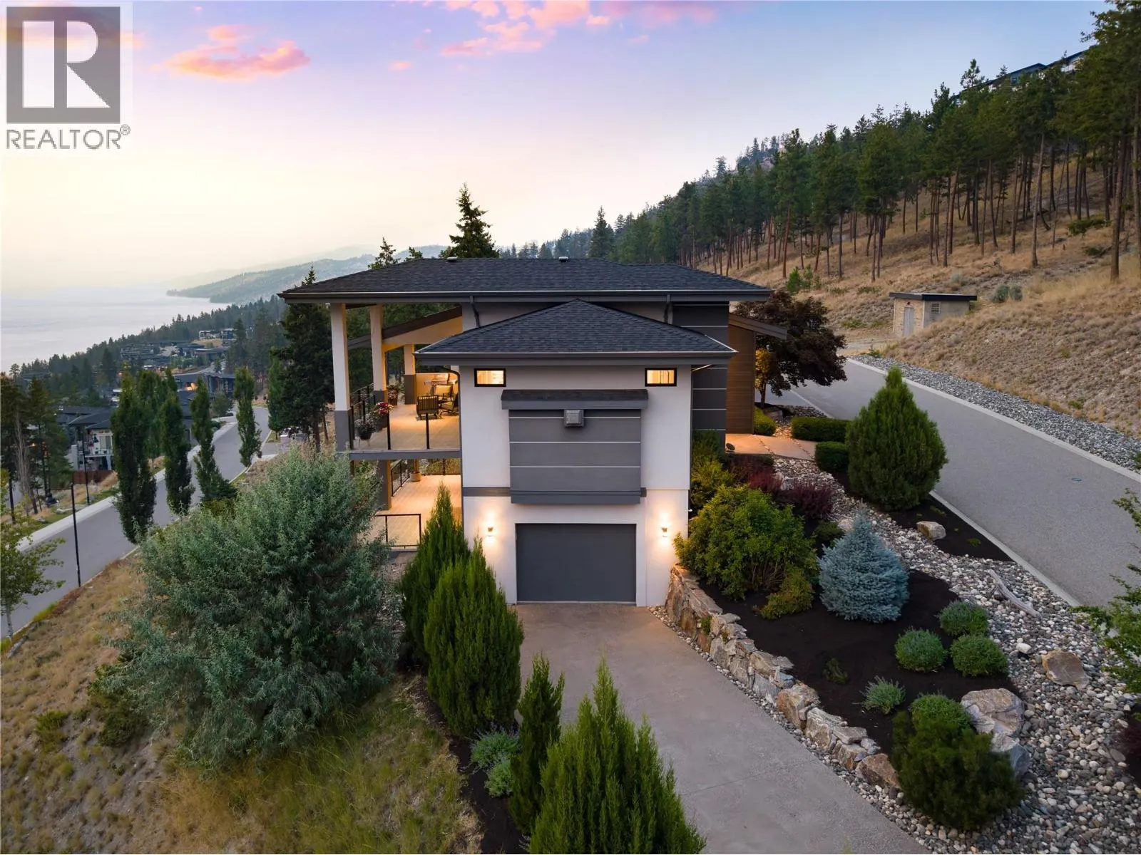 3320 Acacia Lane