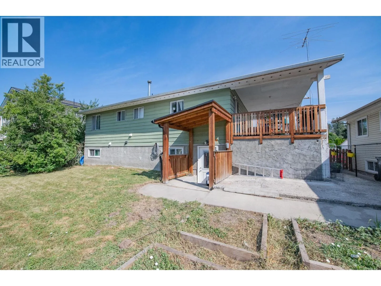 3313 Belaire Drive