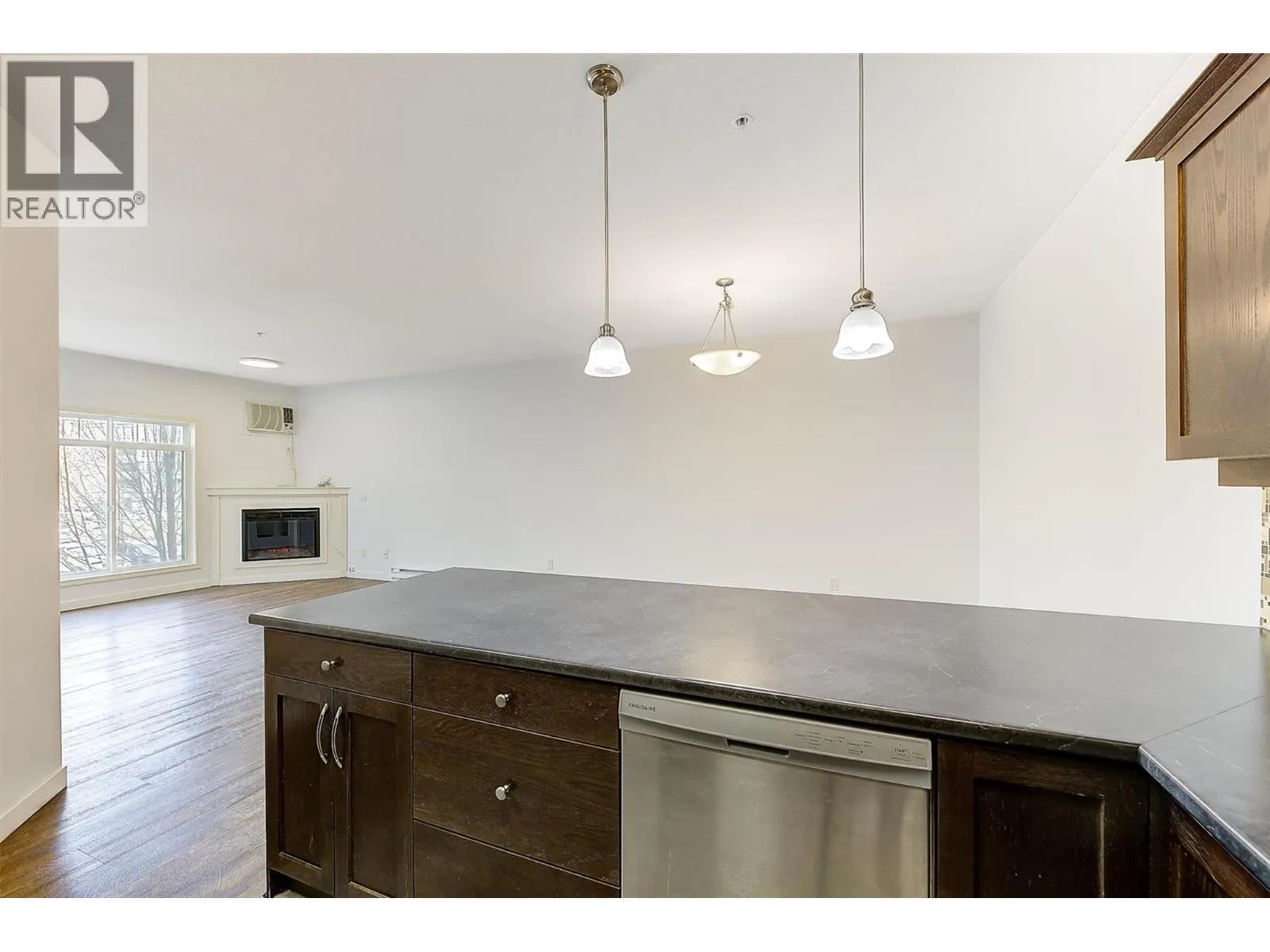 250 Hollywood Road S Unit# 206