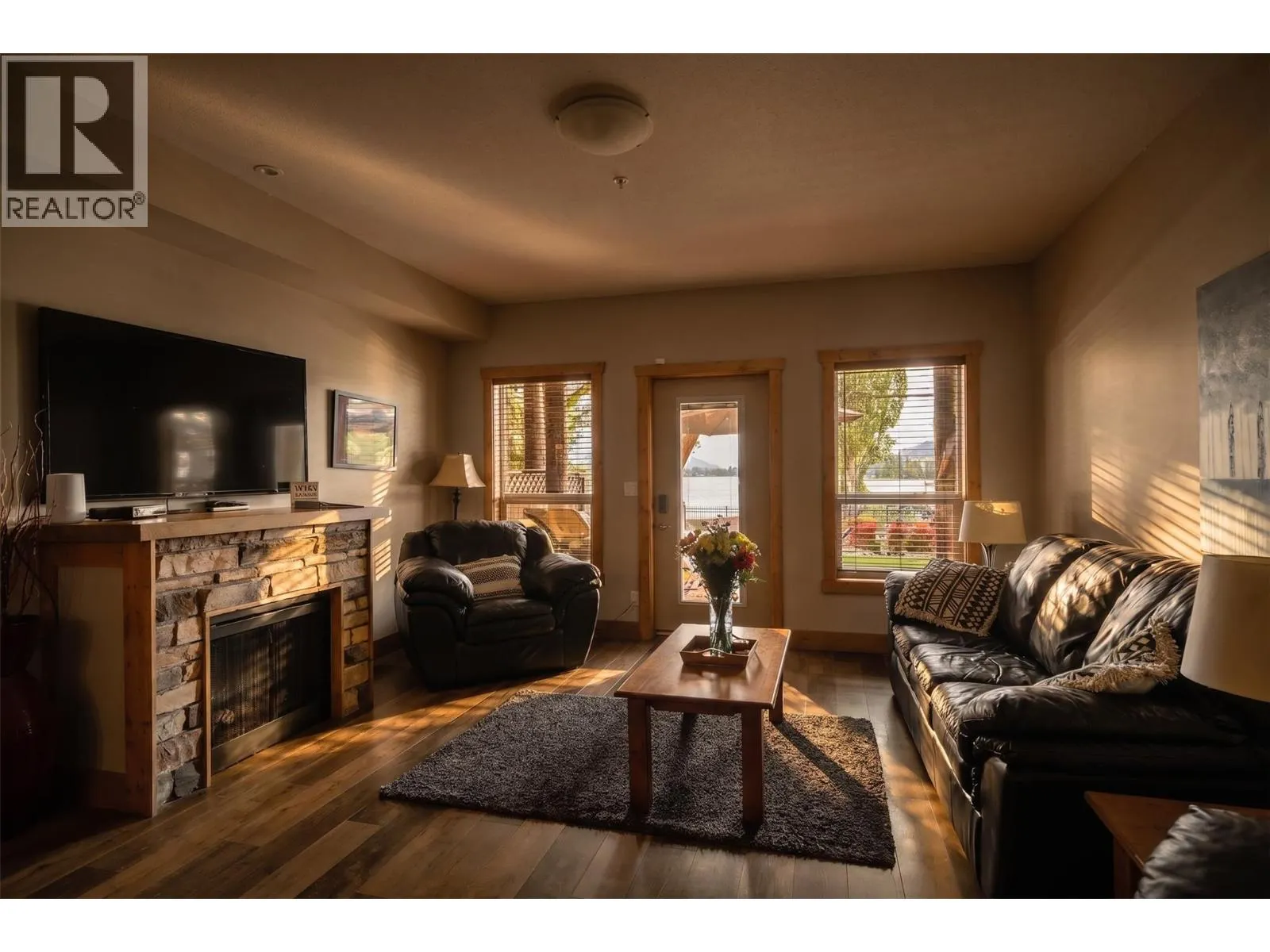 5401 Lakeshore Drive Unit# 109