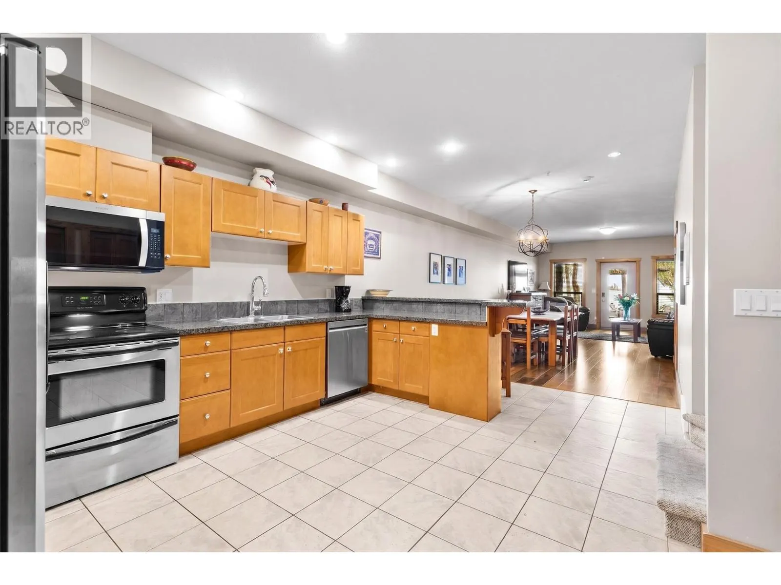 5401 Lakeshore Drive Unit# 109