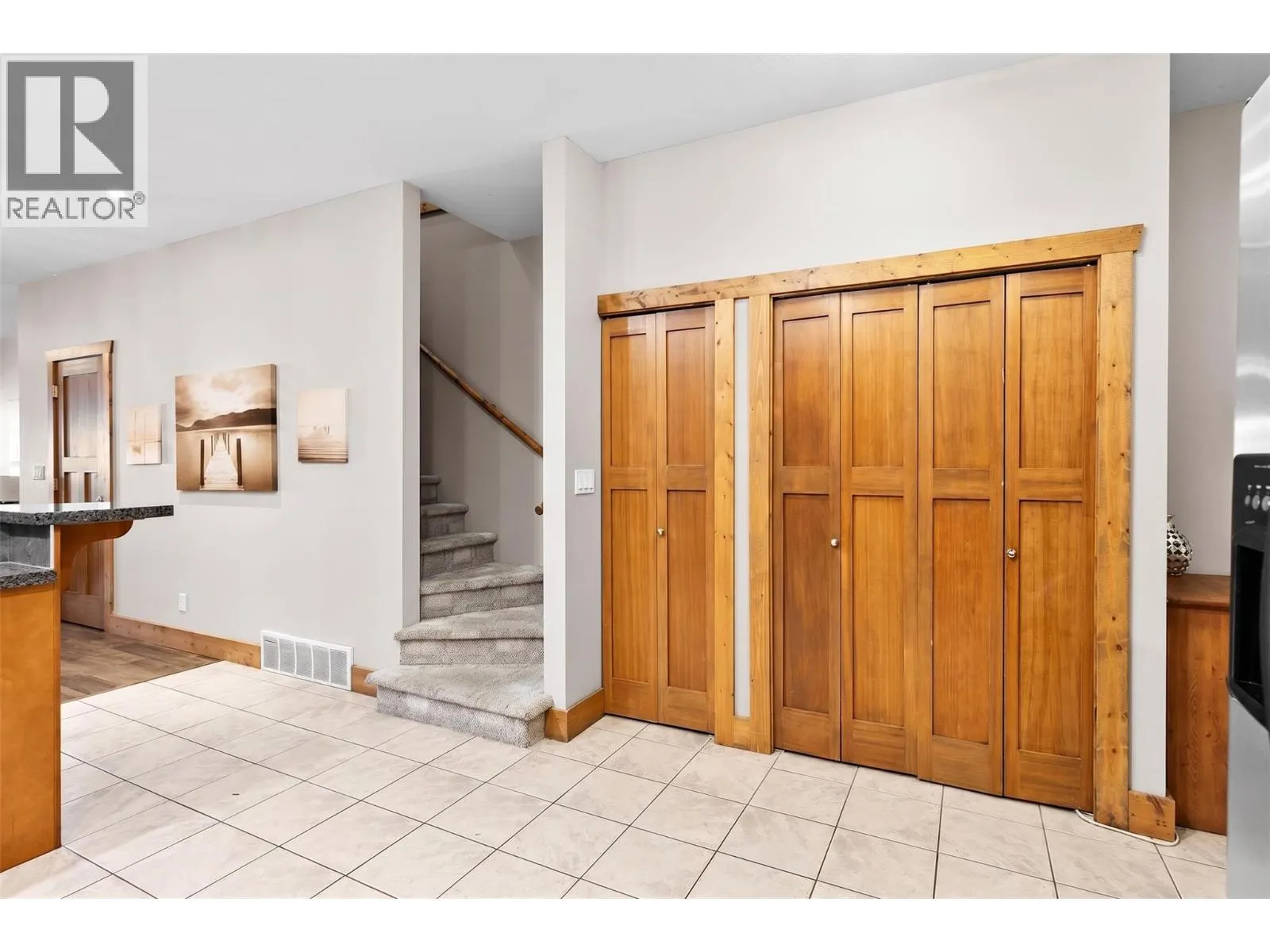 5401 Lakeshore Drive Unit# 109