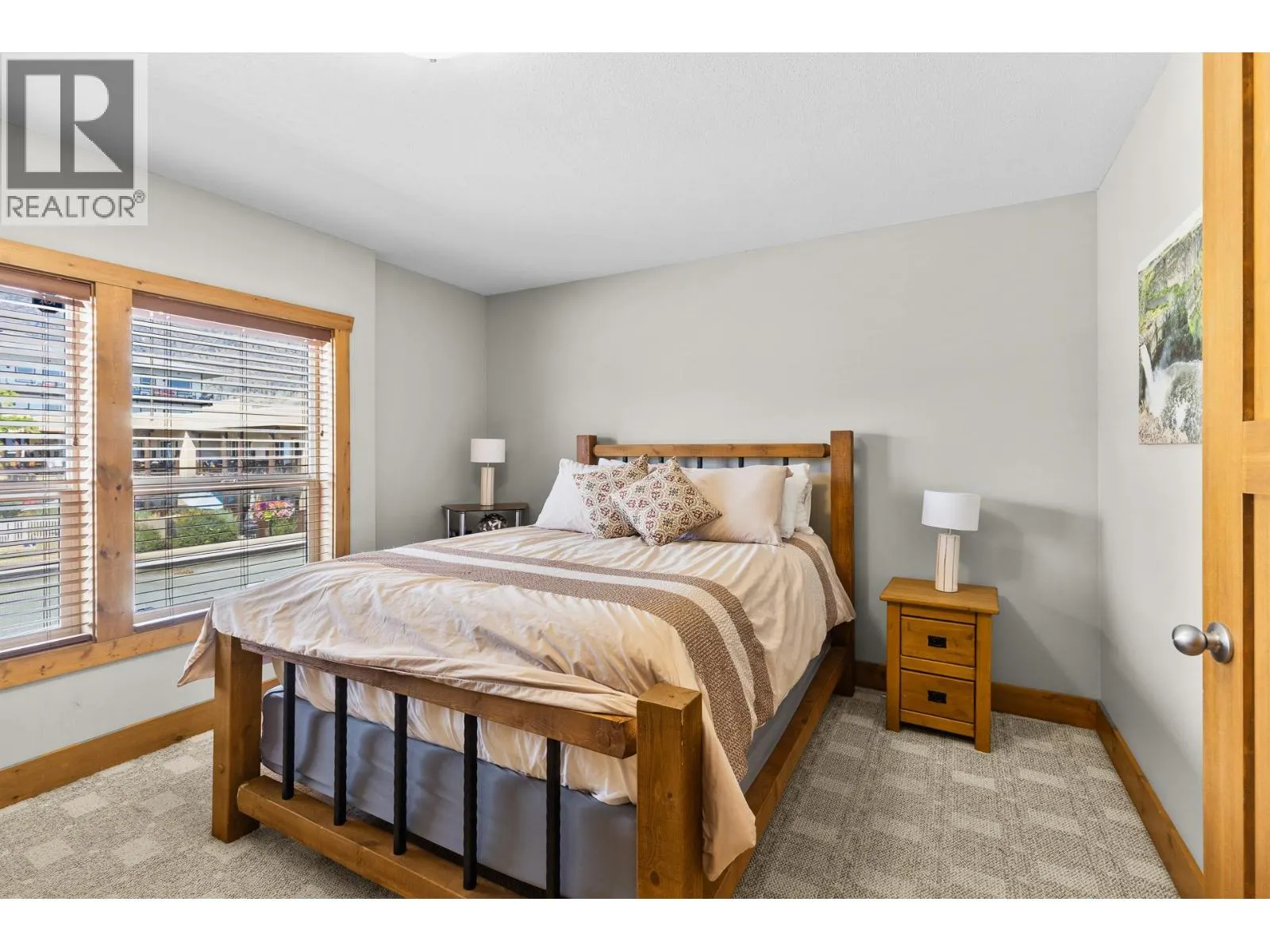 5401 Lakeshore Drive Unit# 109