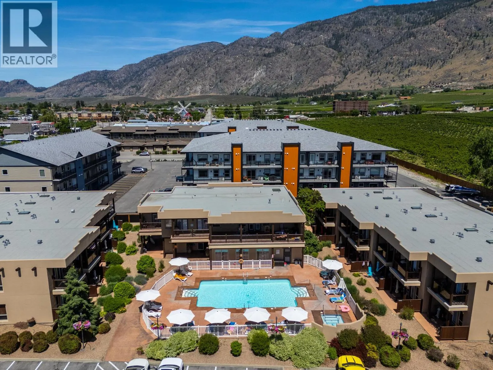 5401 Lakeshore Drive Unit# 109
