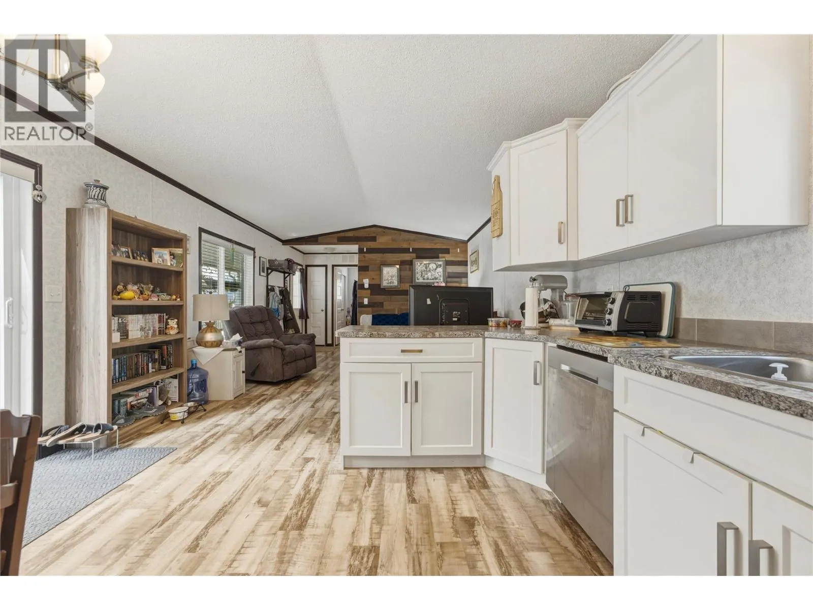 934 Hutley Road Unit# 8A Lot# 8A