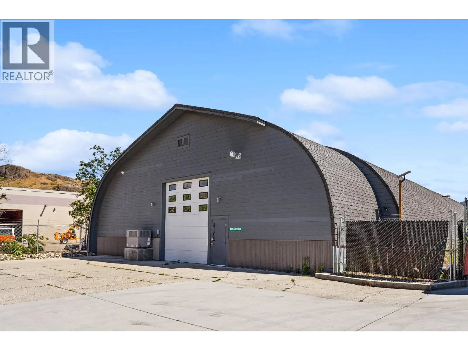 2504 & 4105 & 4211 41& 25 Street