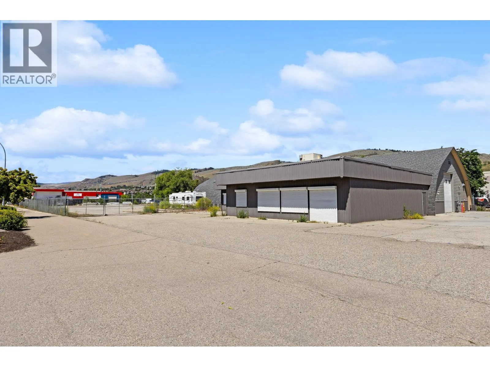 2504 & 4105 & 4211 41& 25 Street