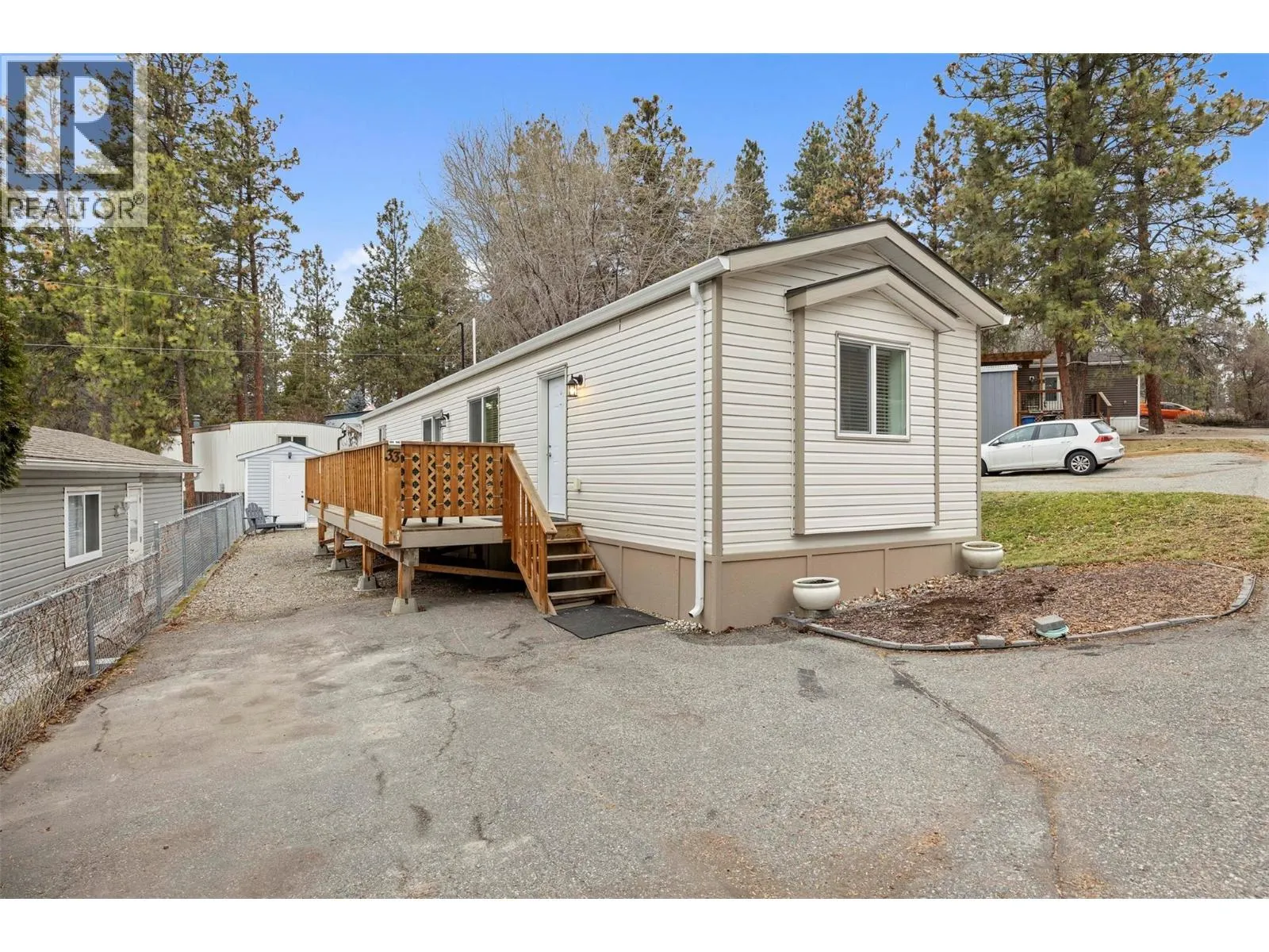 1860 Boucherie Road Unit# 33