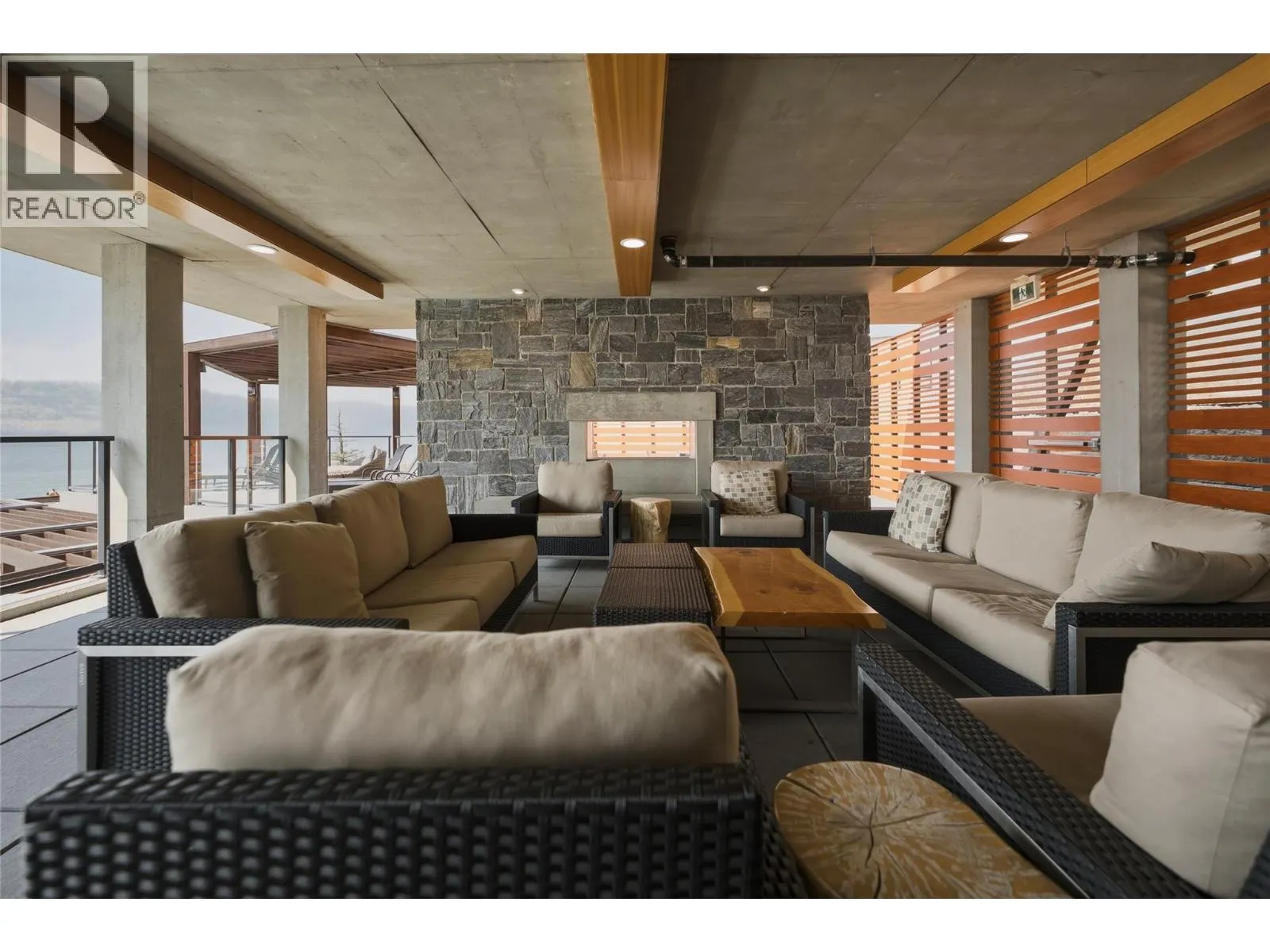 10282 Long Road