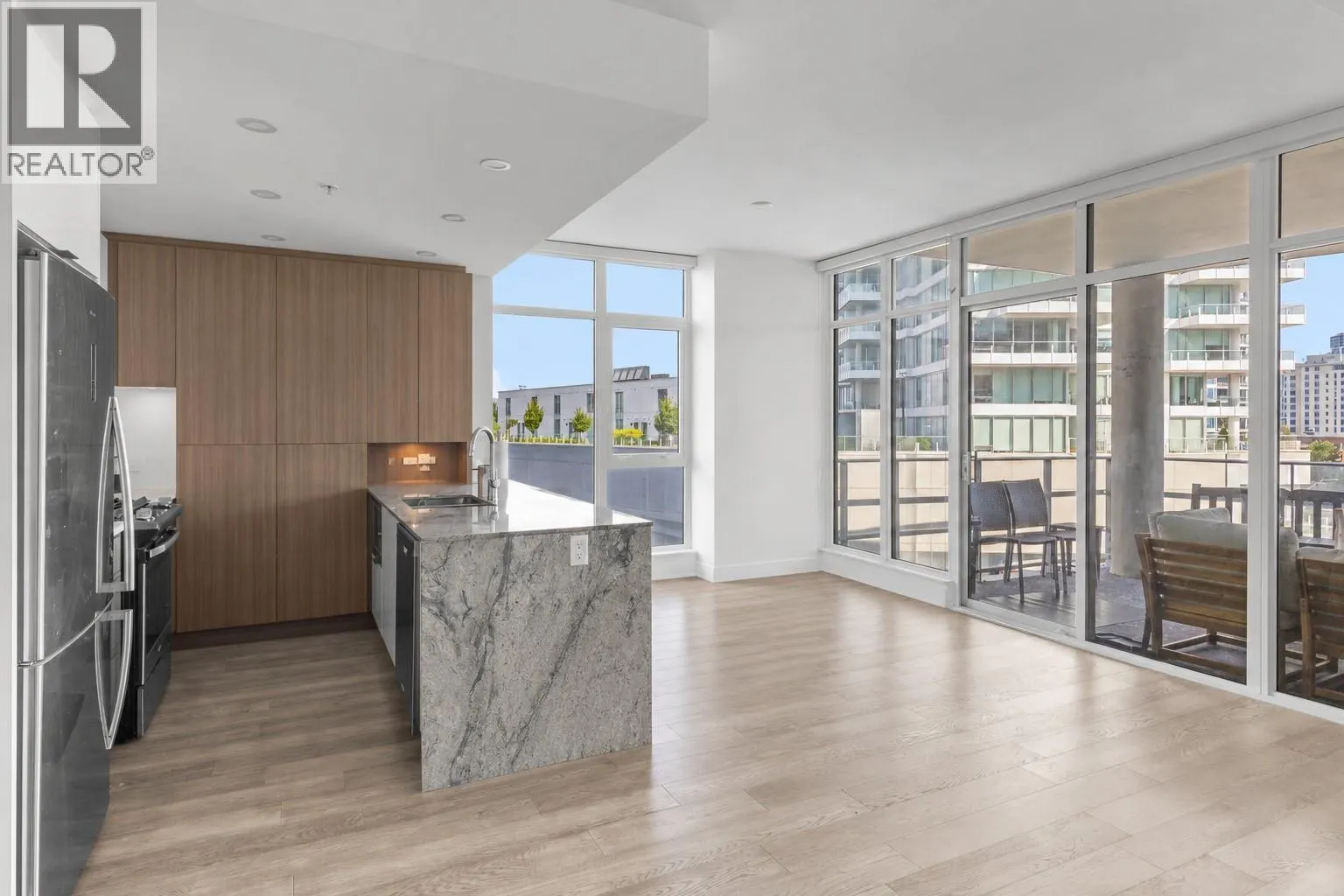1151 Sunset Drive Unit# 405