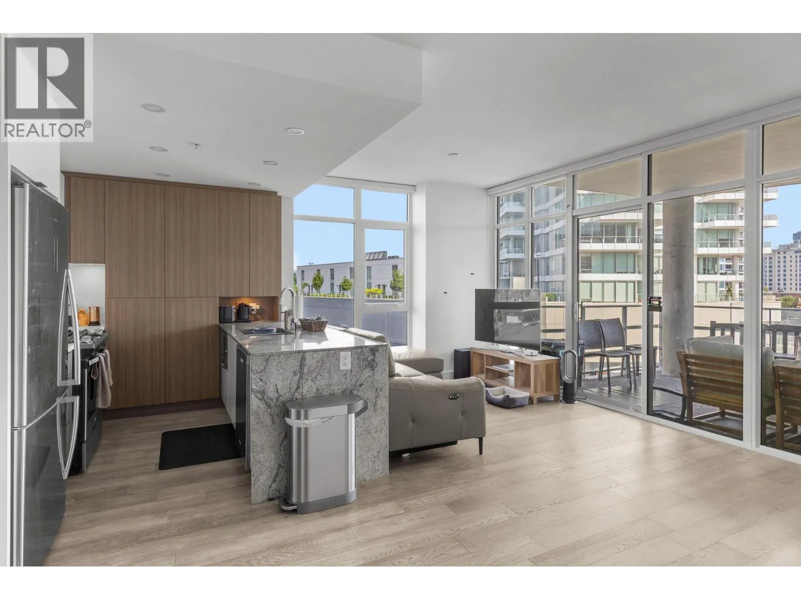 1151 Sunset Drive Unit# 405