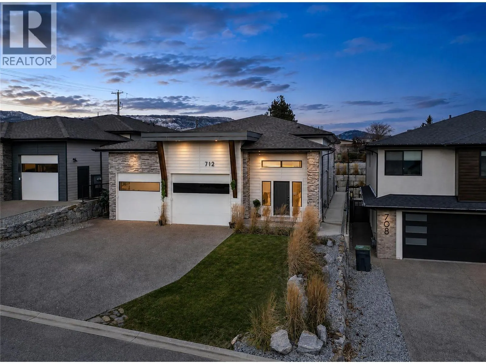 712 Lake Court