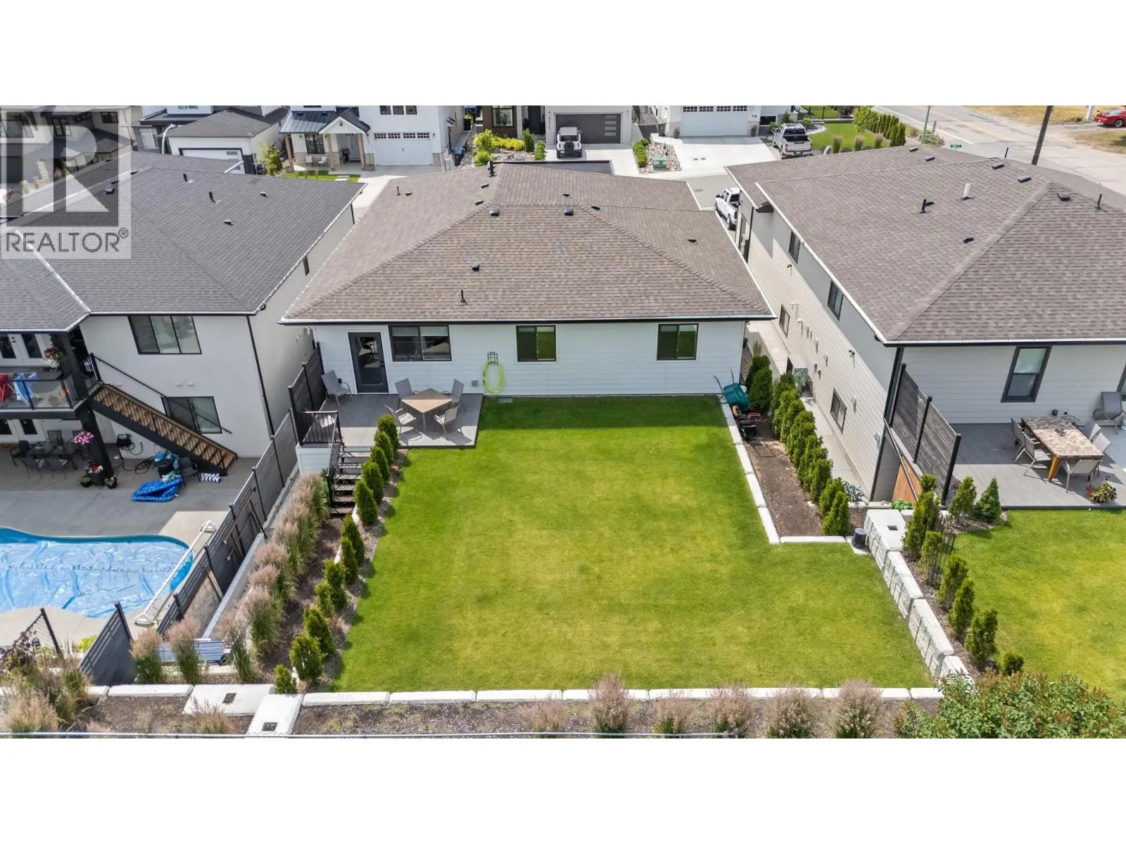 712 Lake Court
