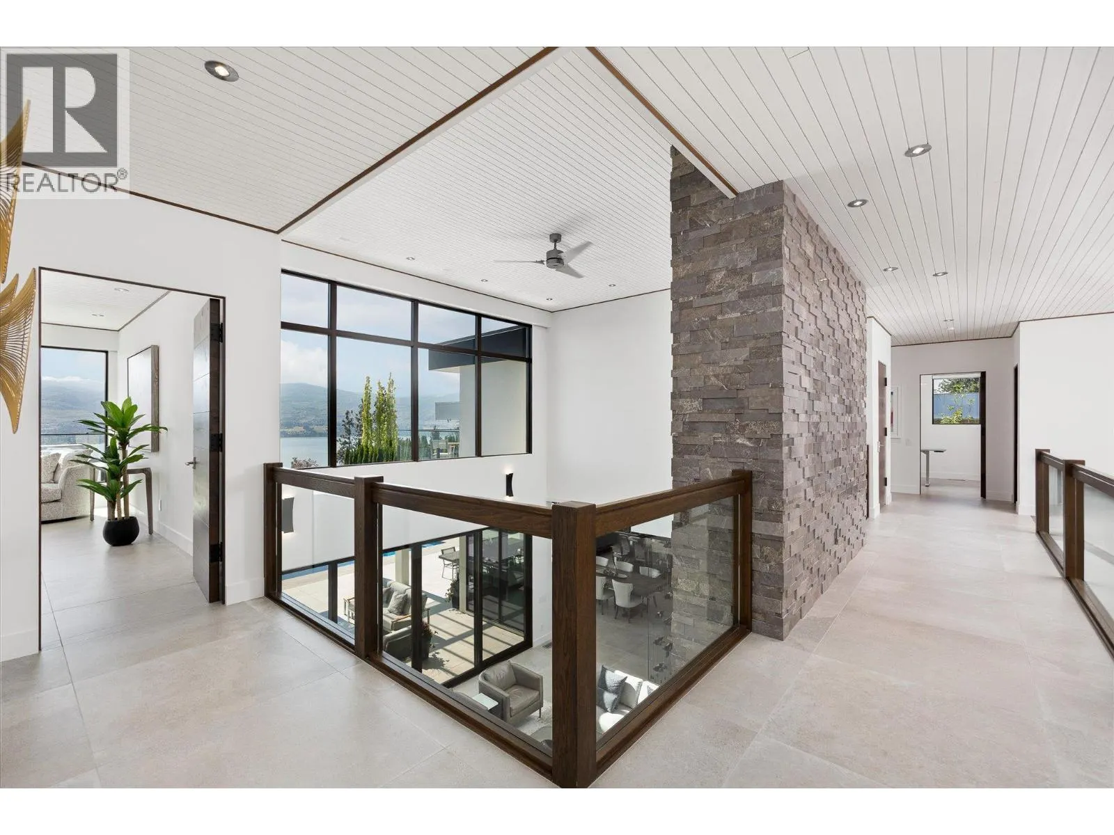 2463 Thacker Drive