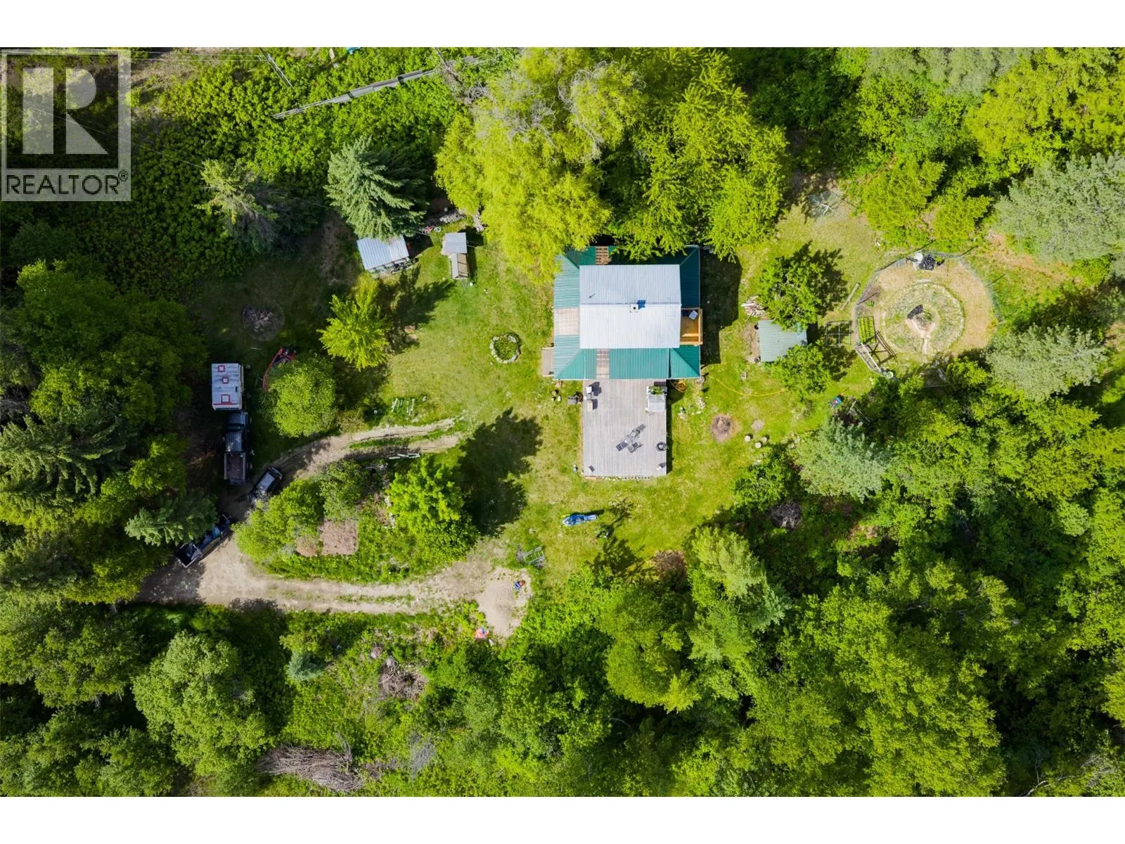 7010 PERRYS CEMETERY Road